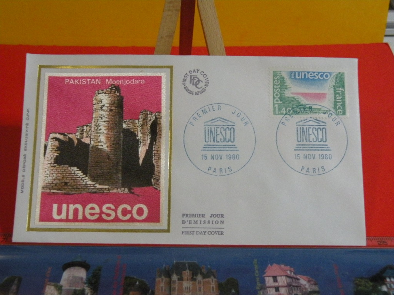 Coté 4€ > UNESCO,Haïti,Corée,Pakistan > 15.11.1980 > Paris > Lot 3 FDC 1er Jour - 1980-1989
