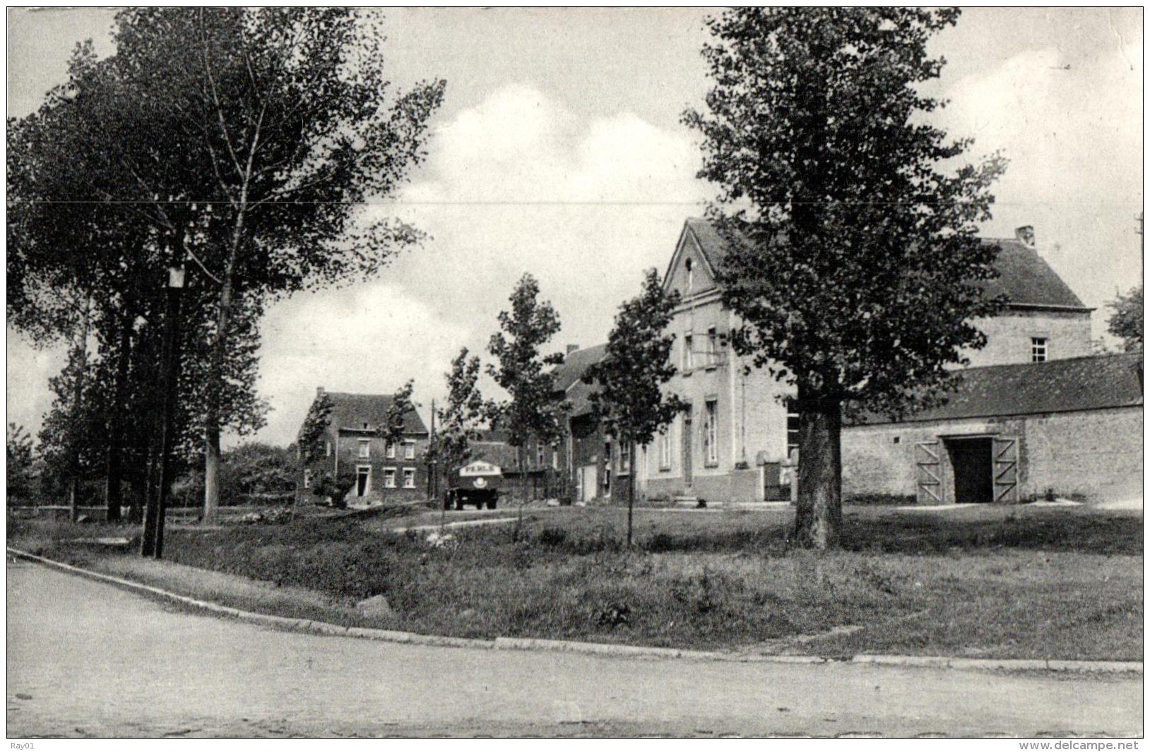 BELGIQUE - NAMUR - EGHEZEE - BRANCHON - Place Et école Des Filles. - Eghezée