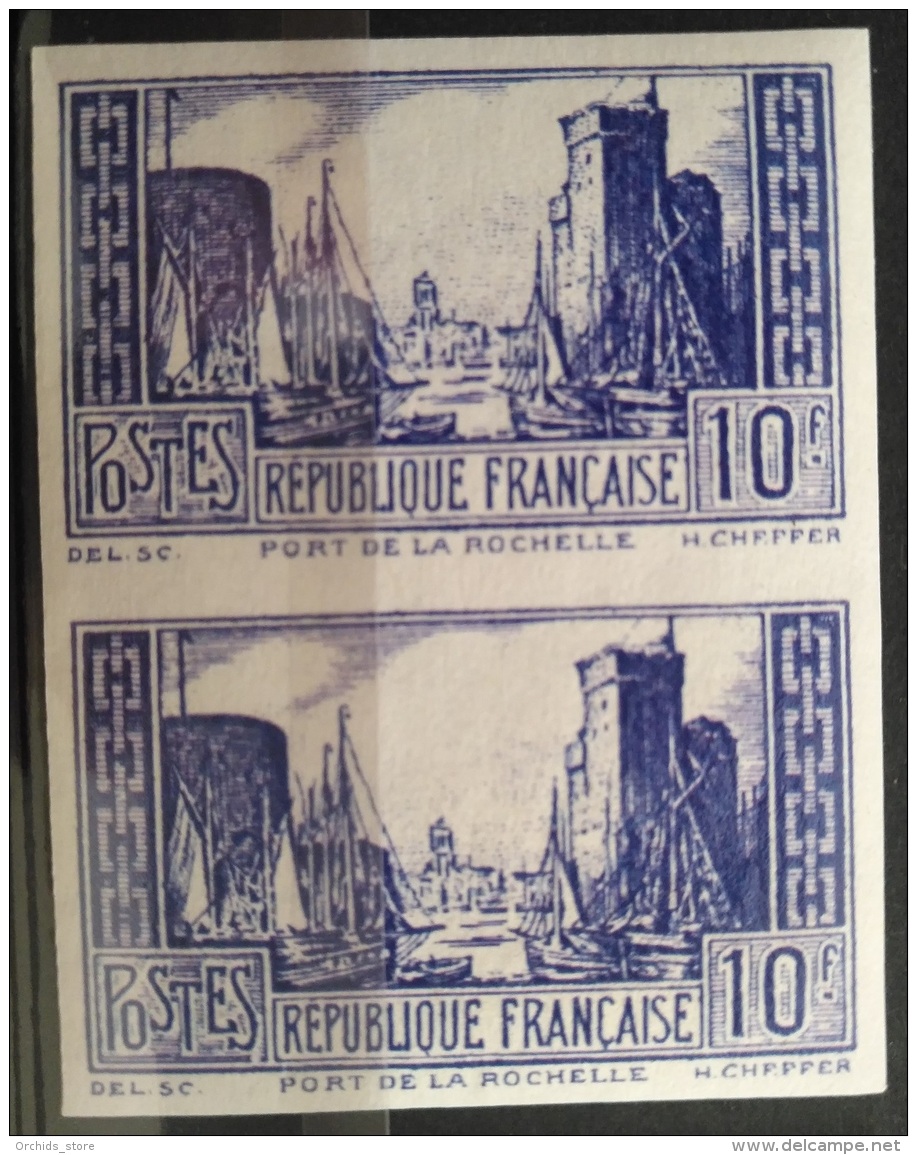 V33 France Rare Stamp -  PORT DE LA RICHELLE 10F  - Imperforated PAIR - Modern Reproduction Of Scarce Stamps - Unused Stamps