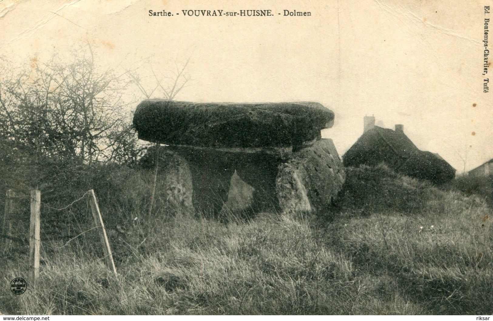 DOLMEN(VOUVRAY SUR HUISNE) - Dolmen & Menhirs