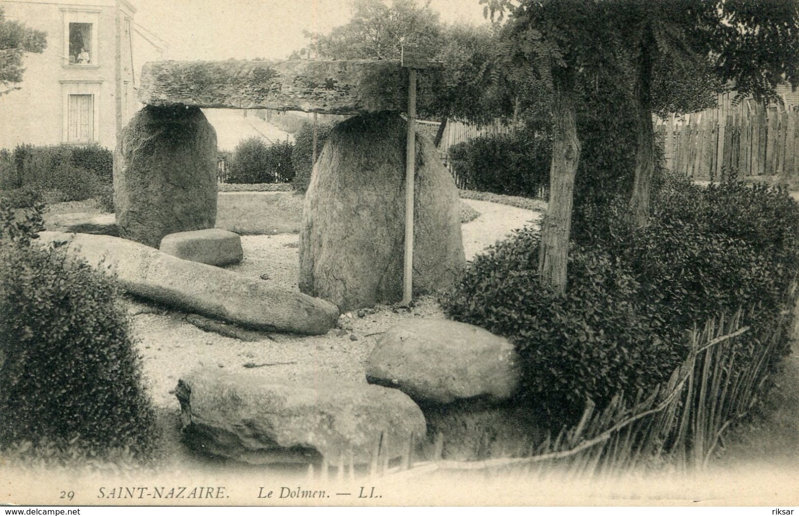 DOLMEN(SAINT NAZAIRE) - Dolmen & Menhirs