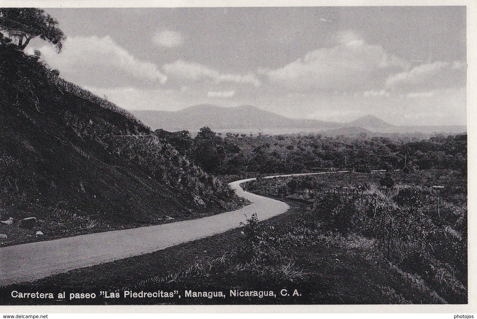 Post Card :  Managua   (Nicaragua) Carretera Al Paseo Las Piedrecitas - Nicaragua