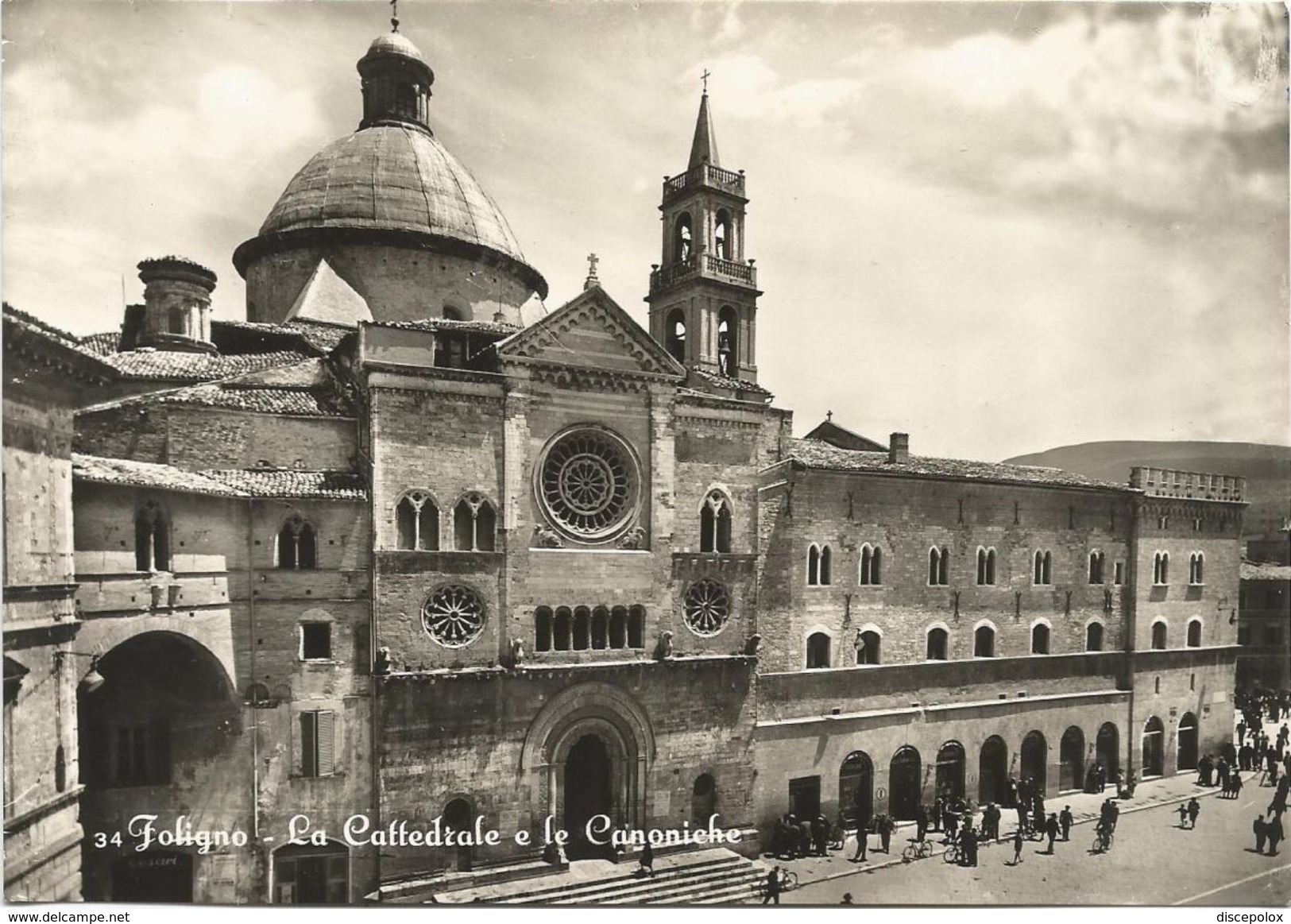 X931 Foligno - Il Duomo Cattedrale E Le Canoniche / Non Viaggiata - Foligno