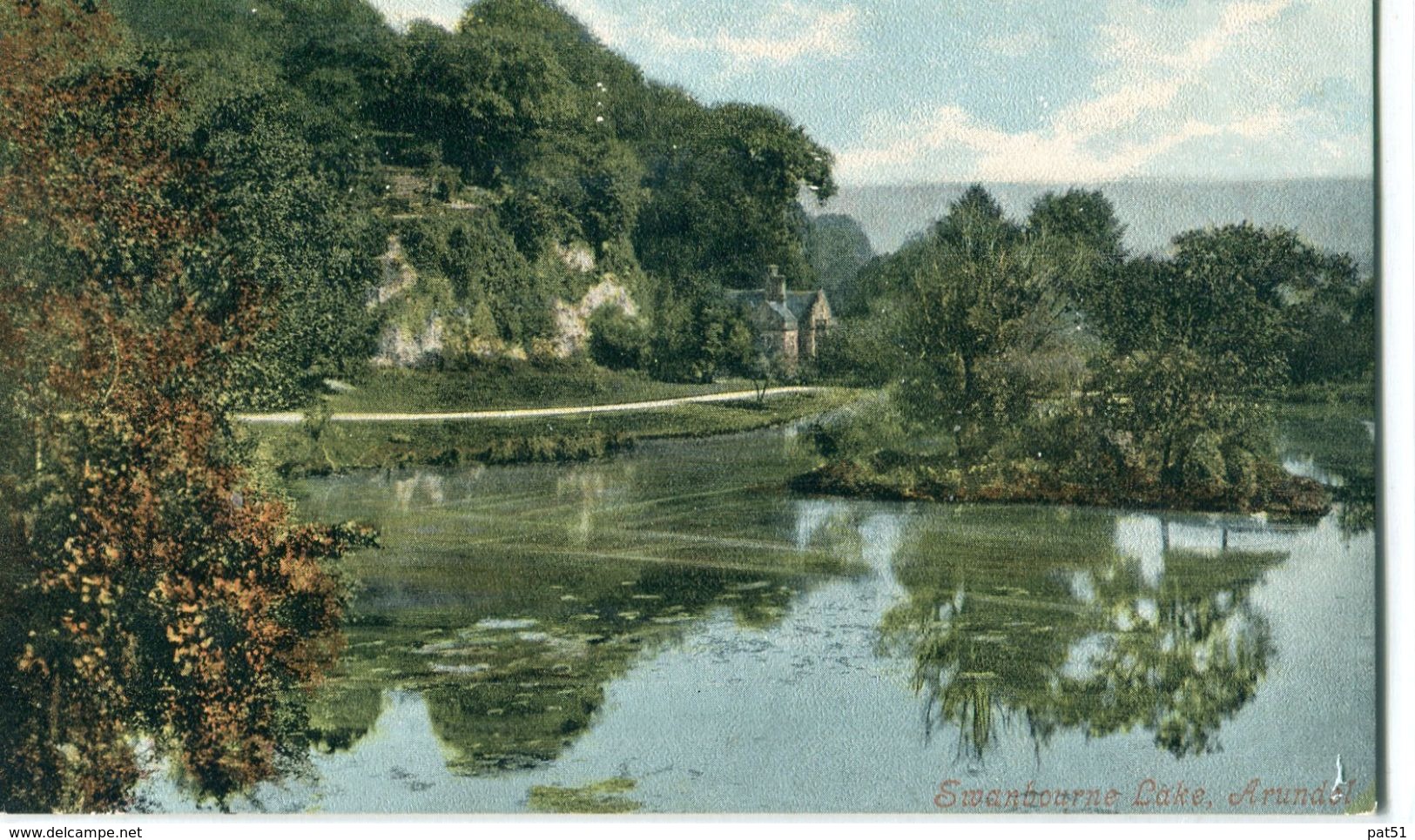 UNITED KINGDOM / ROYAUME - UNI - Arundel : Swanbourne Lake - Arundel