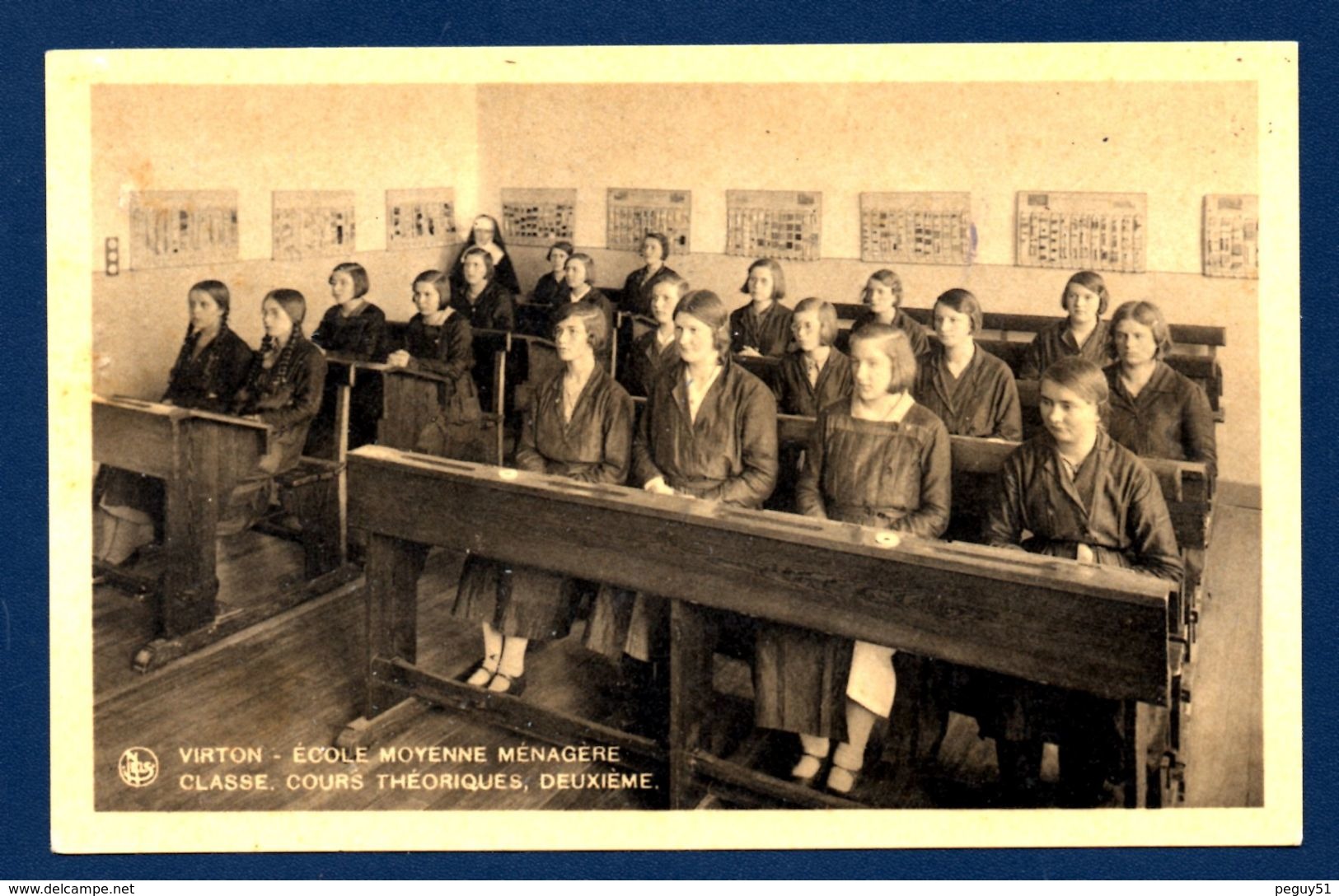 Virton. Ecole Moyenne Ménagère. Classe; Cours Théoriques, Deuxième. - Virton