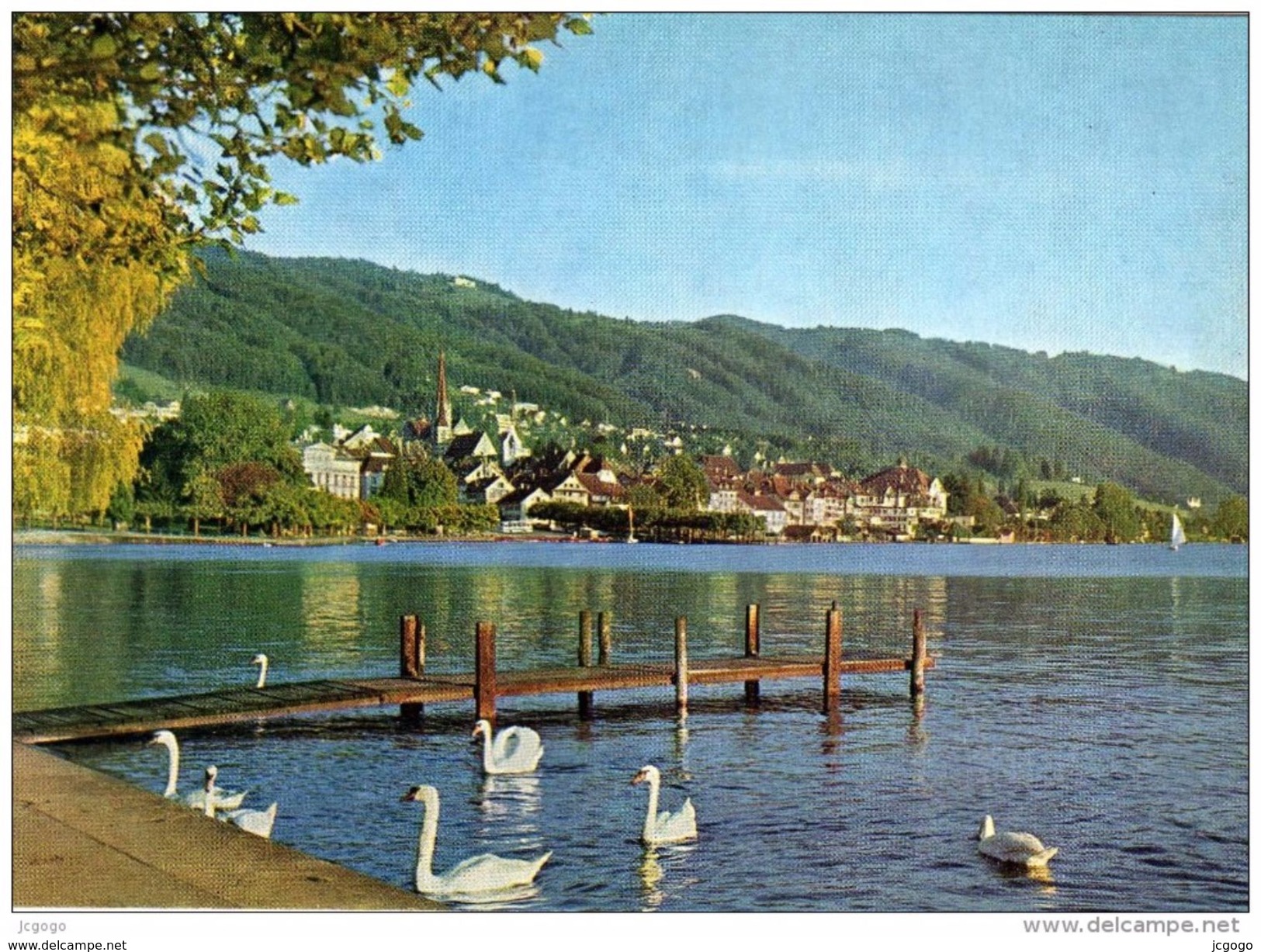 SUISSE  ZUG Am Zugersee Mit Zugerberg    2 Scans  TBE - Zoug