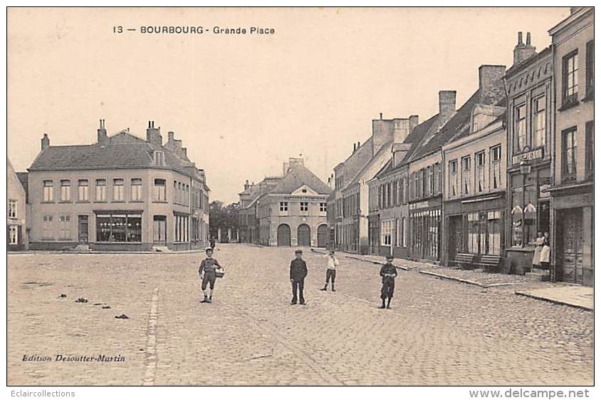 Bourbourg      59        Grand'Place      (voir Scan) - Andere & Zonder Classificatie