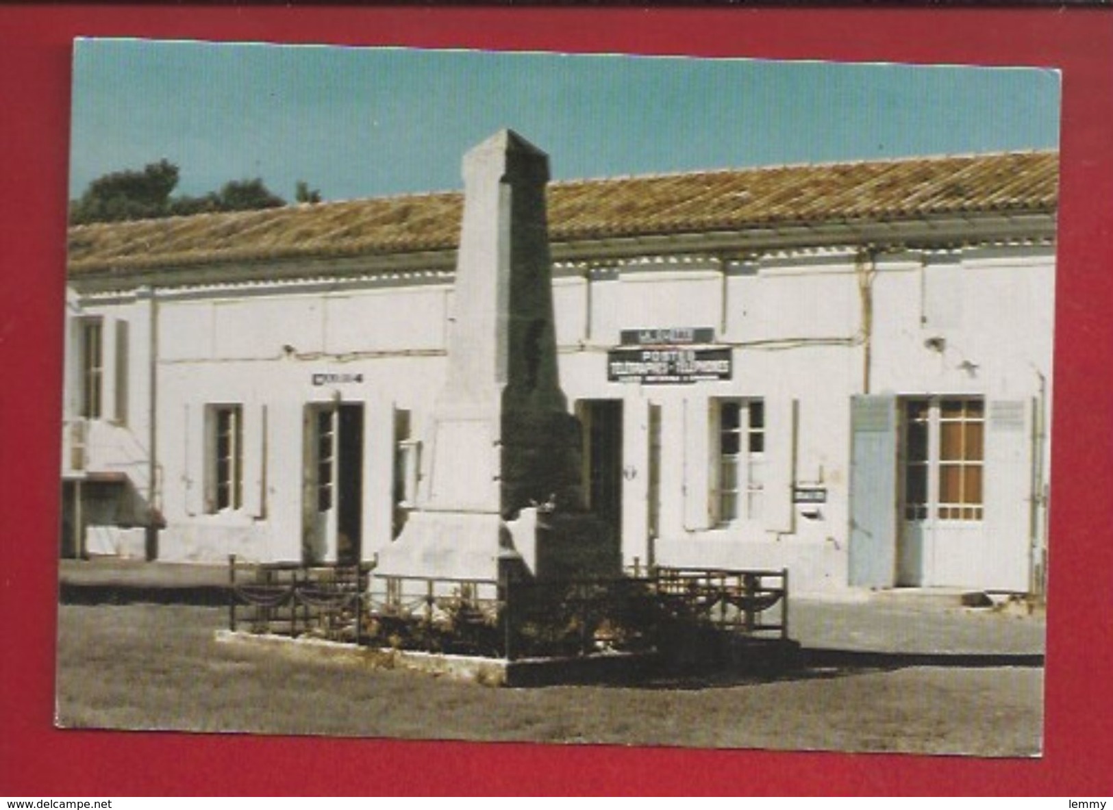 17 - LA CLOTTE - MONUMENT AUX MORTS - MAIRIE - POSTE - Autres & Non Classés