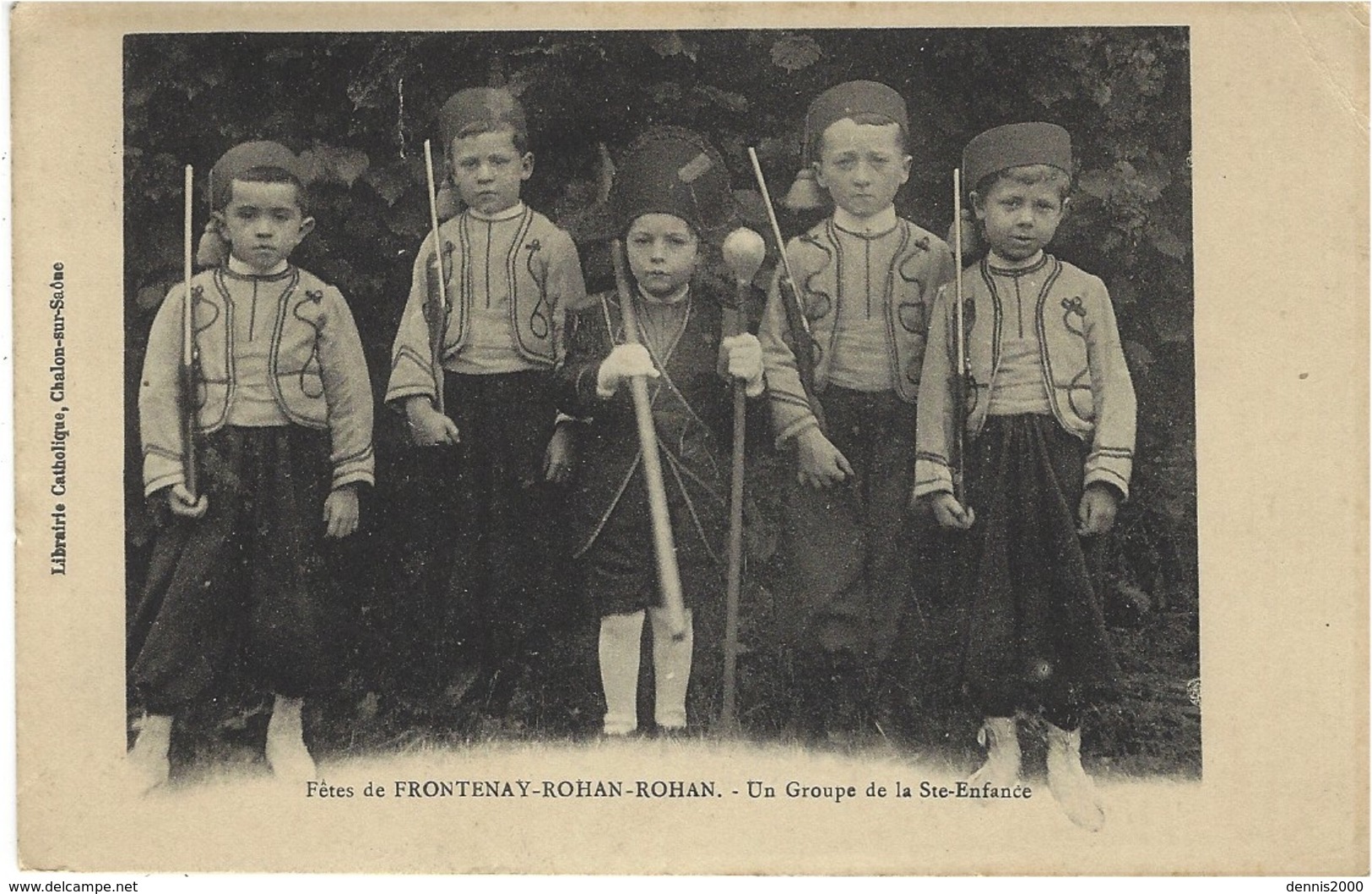 Fêtes De FRONTENAY-ROHAN-ROHAN - Un Groupe De La Ste-Enfance - Frontenay-Rohan-Rohan