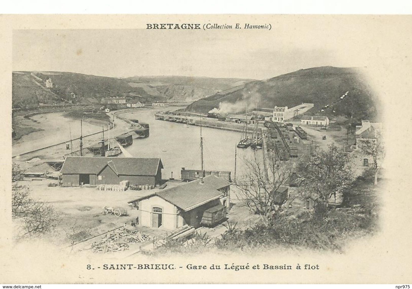 22   St Brieuc    Gare Du Legue Et Bassin A Flot Son Train Wagon Bateau Animée - Saint-Brieuc