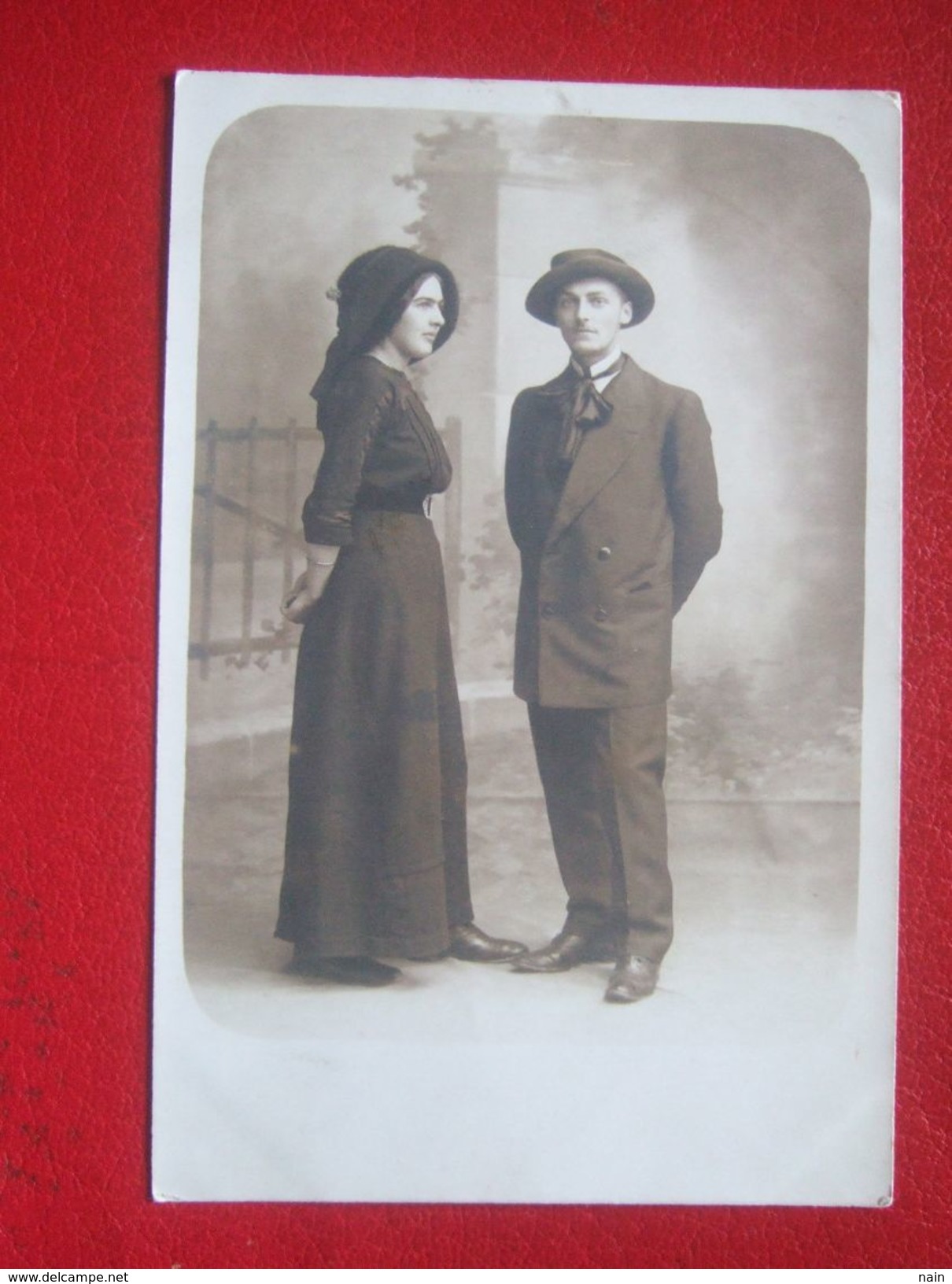 29 - BREST - CARTE PHOTO - " E. PIERRE " - " BEAU COUPLE " - - Brest