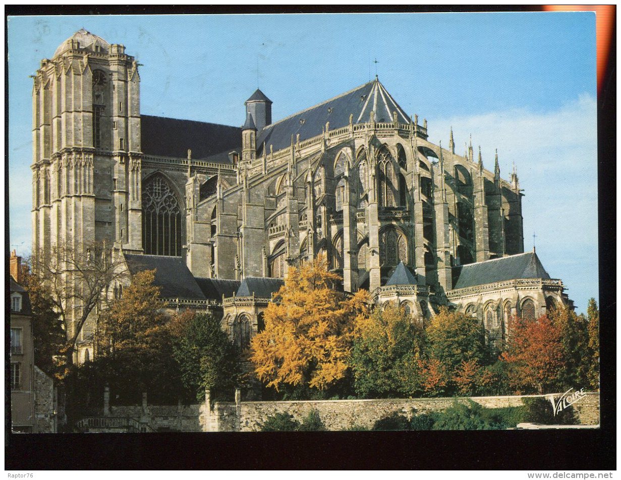 CPM 72 LE MANS La Cathédrale St Julien Vue De La Place Des Jacobins - Le Mans