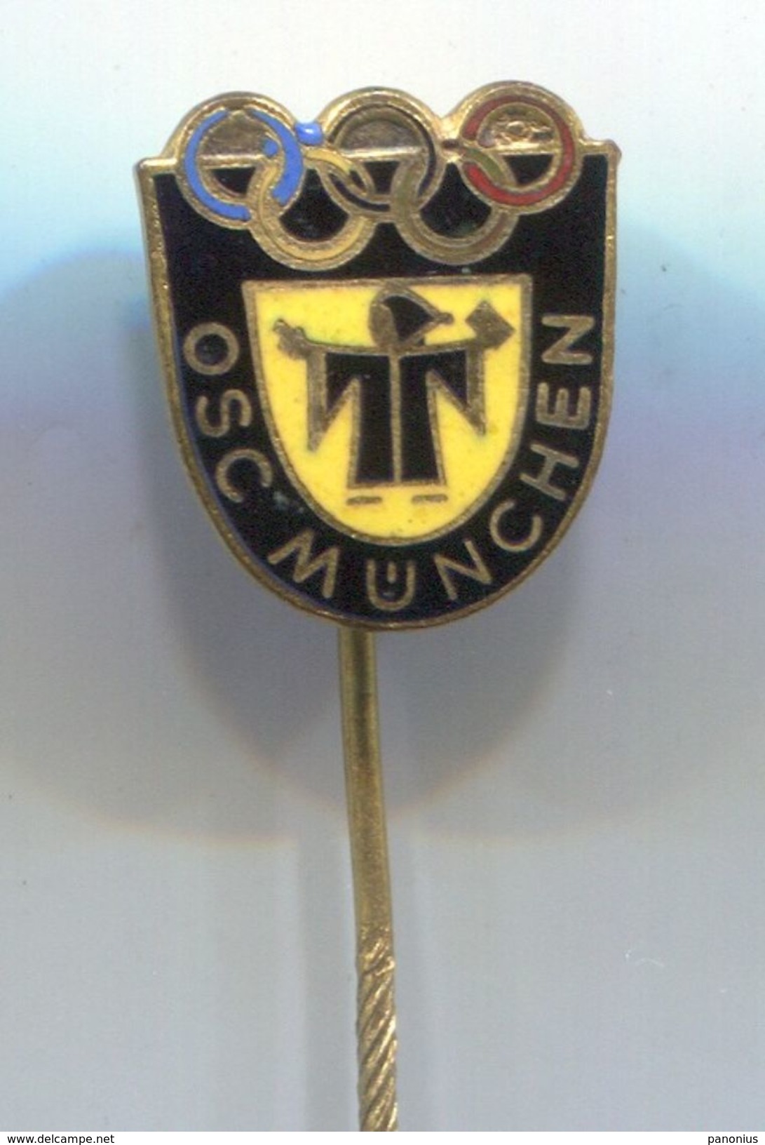 BADMINTON - OSC MUNCHEN, Germany, Vintage Pin, Badge, Abzeichen, Enamel - Badminton