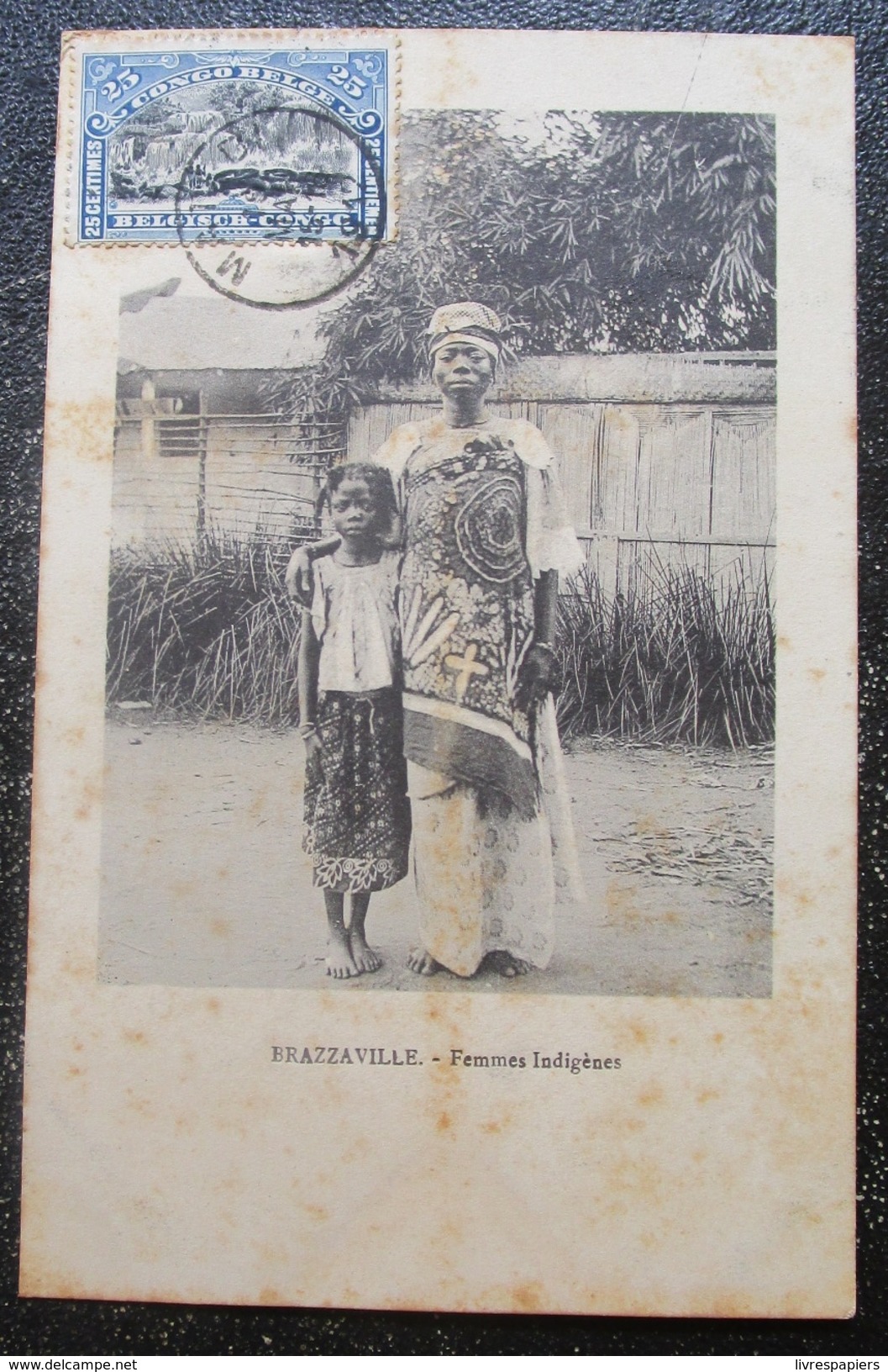 Congo Brazzaville Femmes Indigenes  Cpa Timbrée - Brazzaville