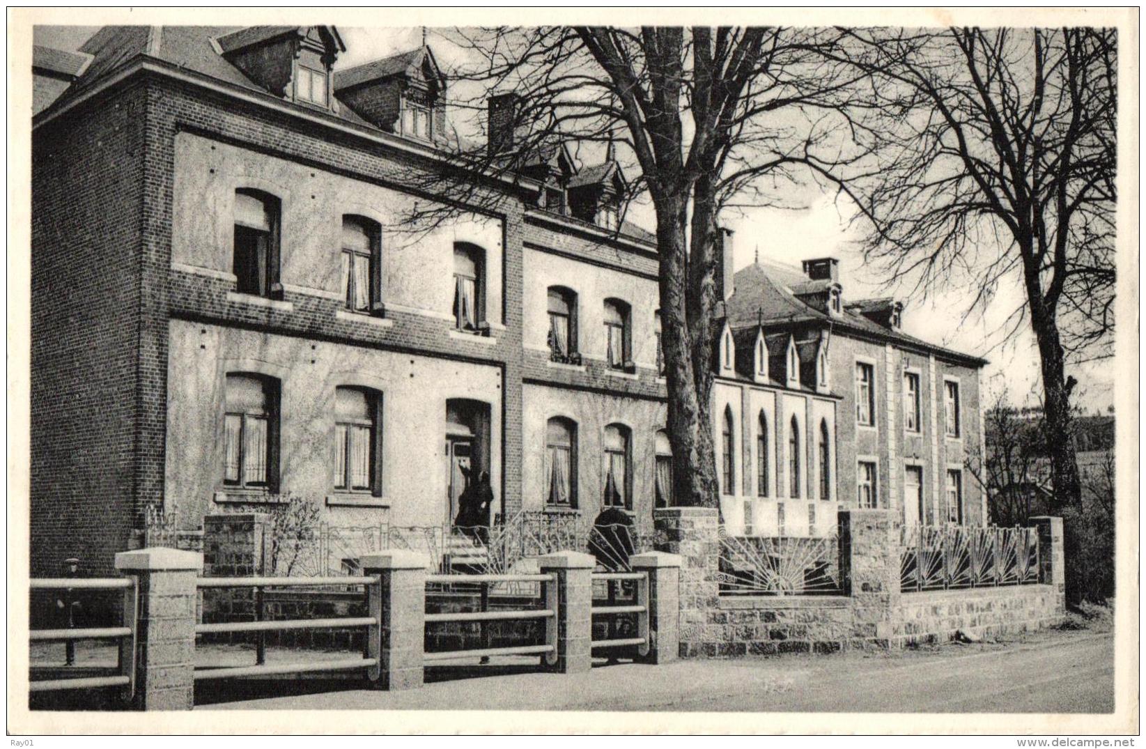 BELGIQUE - NAMUR - COUVIN - Maison De Retraite - Soeurs De La Charité De Namur. - Couvin