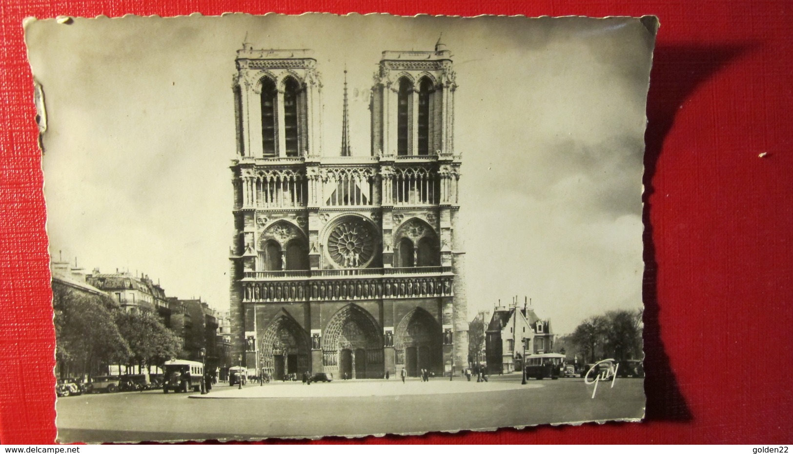 Paris Et Ses Merveilles. Cathédrale Notre Dame Et Le Parvis. - Churches