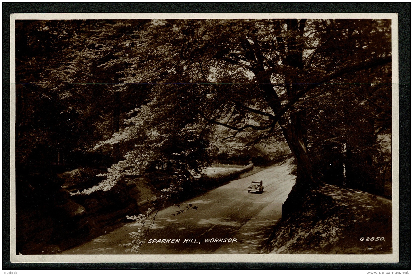 RB 1167 -  Real Photo Postcard - Car On Sparken Hill - Worksop Nottinghamshire - Other & Unclassified
