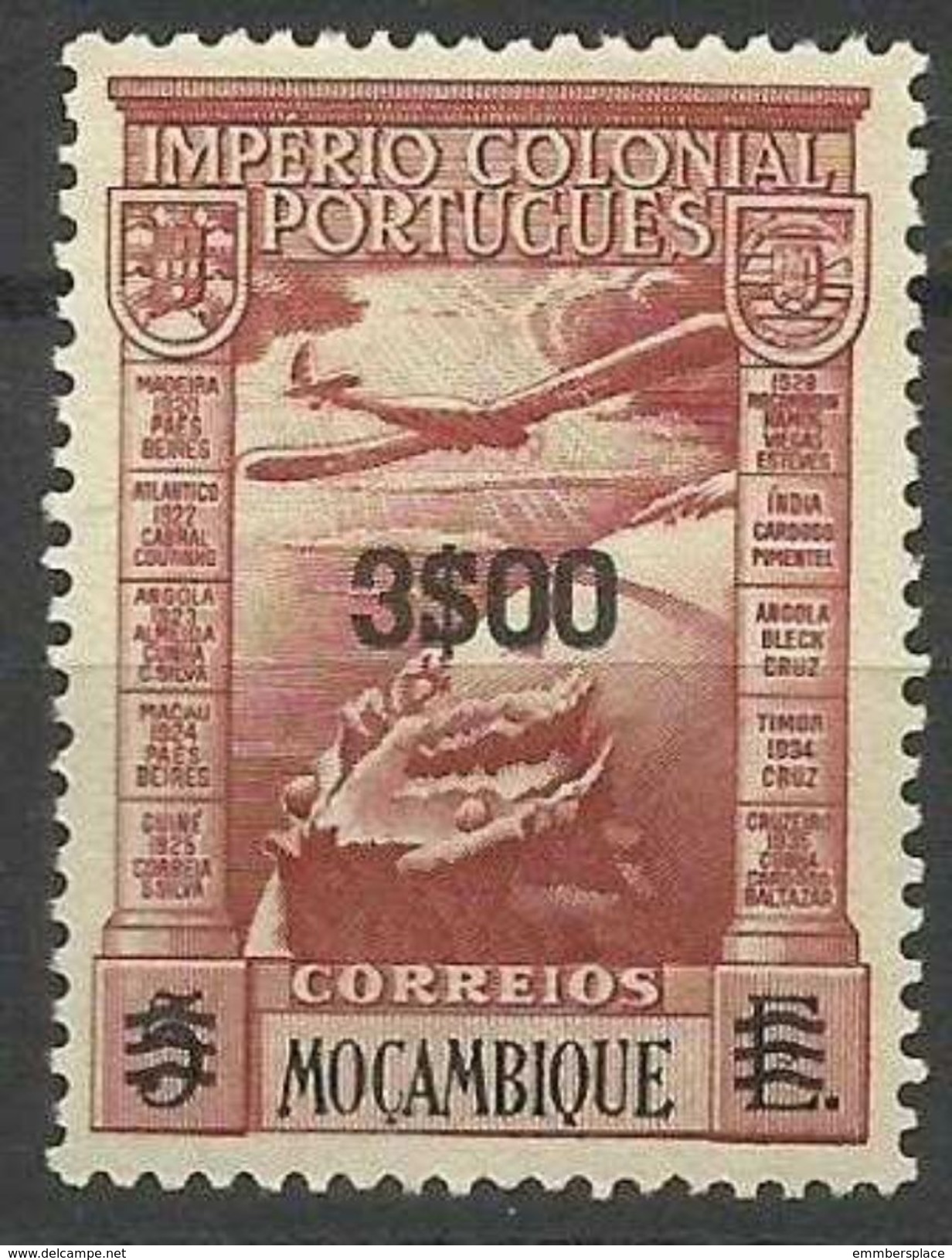 Mozambique - 1946 Plane Over Globe Surcharged 3e On 5e MLH *    SG 389  Sc C10 - Mozambique