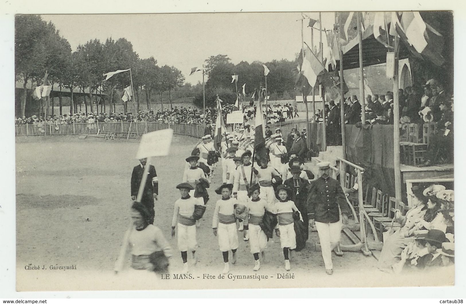 72 LE MANS Fête De Gymnastique  Défilé - Le Mans