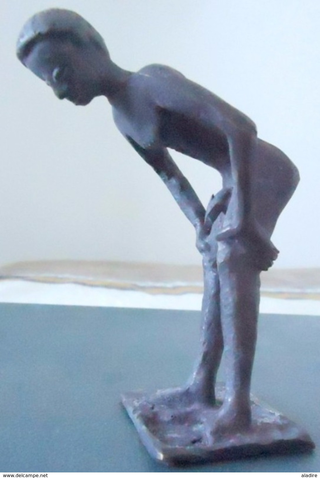 2003 - Khadim Diop, Sénégal, Offrande - Sculpture Bronze à La Cire Perdue, Pièce Unique, H: 14 Cm,l: 10 Cm, Poids 616 G - Bronzen