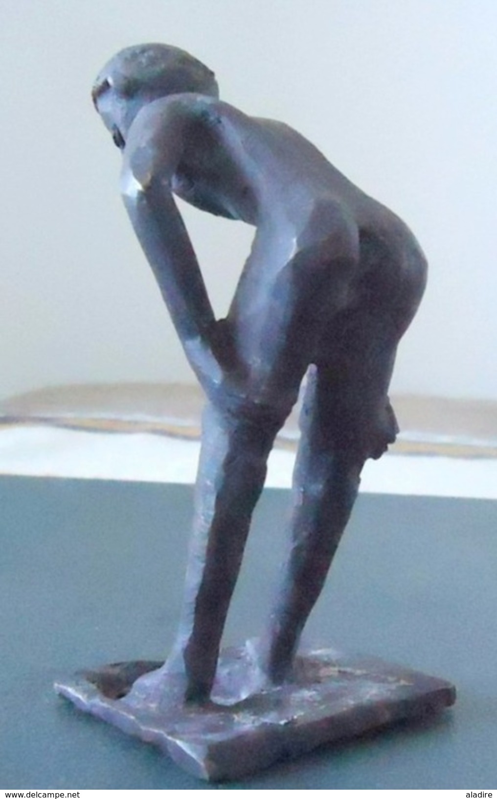 2003 - Khadim Diop, Sénégal, Offrande - Sculpture Bronze à La Cire Perdue, Pièce Unique, H: 14 Cm,l: 10 Cm, Poids 616 G - Bronces