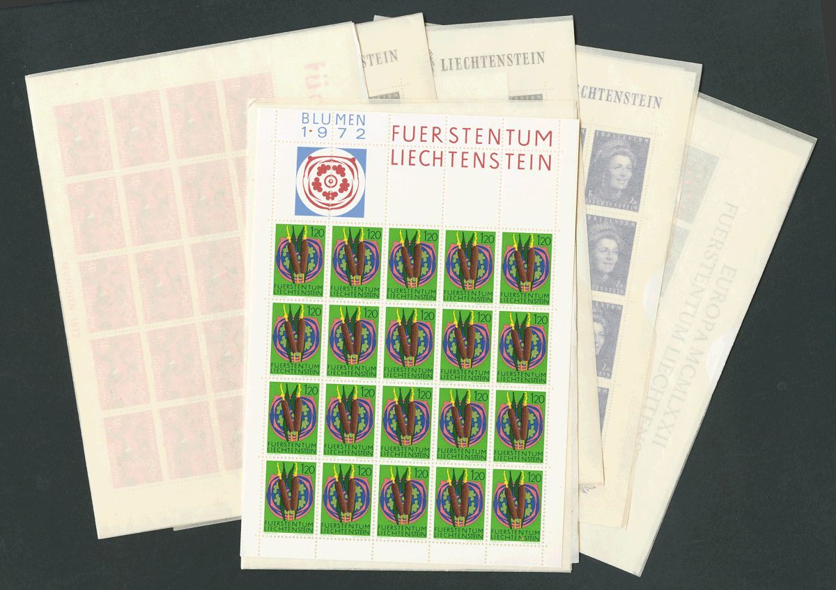 2679 Liechtenstein. (1969ca). Yv. ** . Interesting Collection Of Liechtenstein Minisheet Set From 1969 To 1984, Some Rep - Andere & Zonder Classificatie