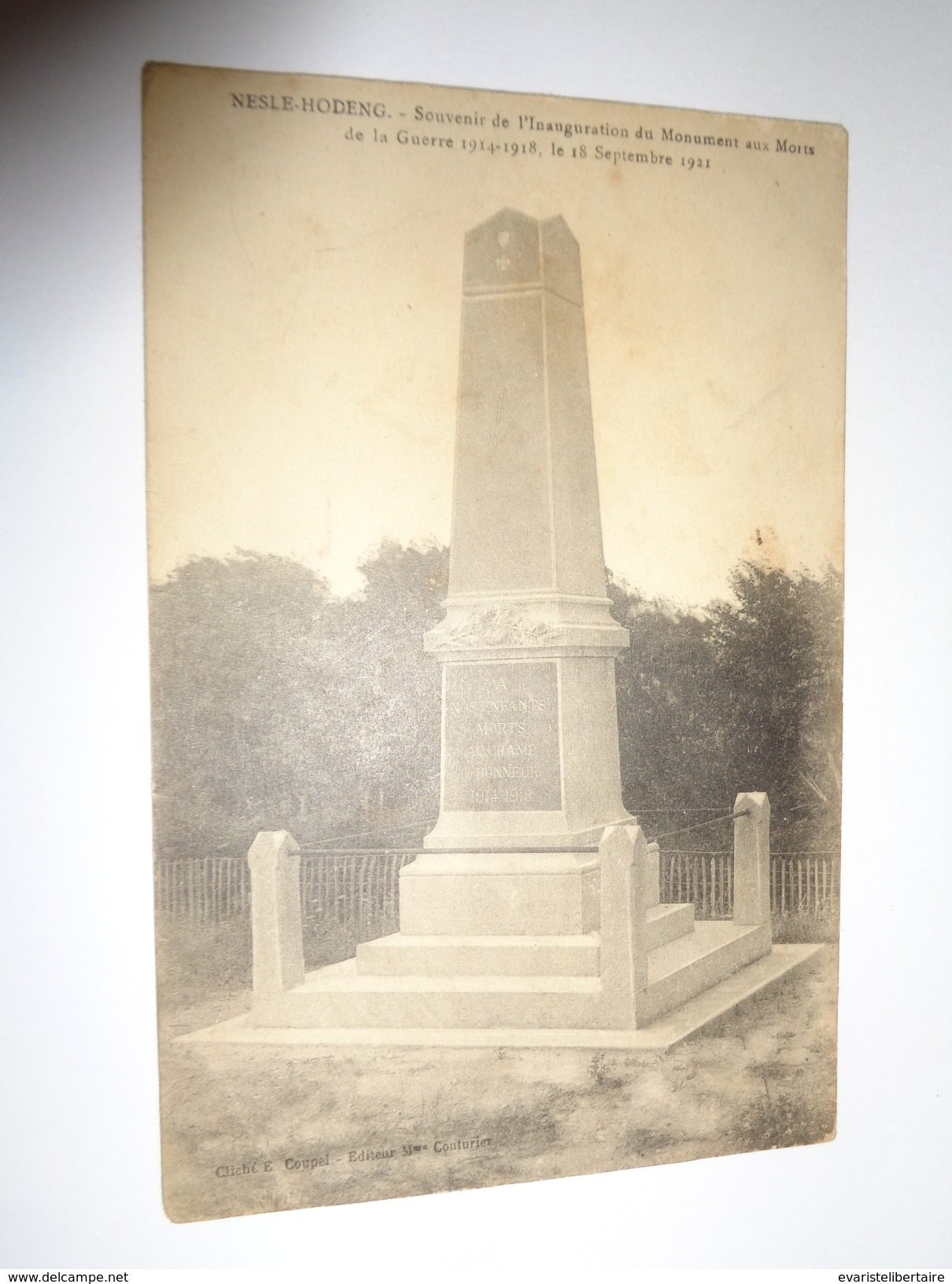 NESLE - HODENG :souvenir De L'inauguration Du Monument Aux Morts De La Guerre 1914-1918 Le  18 Septembre 1921 - Autres & Non Classés