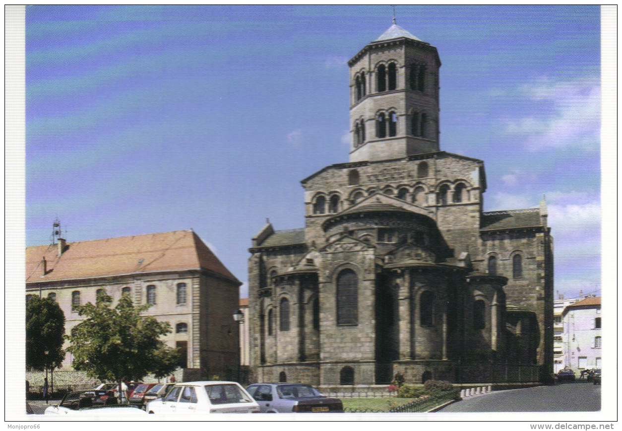 CPM D&rsquo;Issoire &ndash; L&rsquo;Eglise Saint-Austremoine, Ancienne Eglise Abbatiale Bénédictine (Puy De Dôme) - Issoire