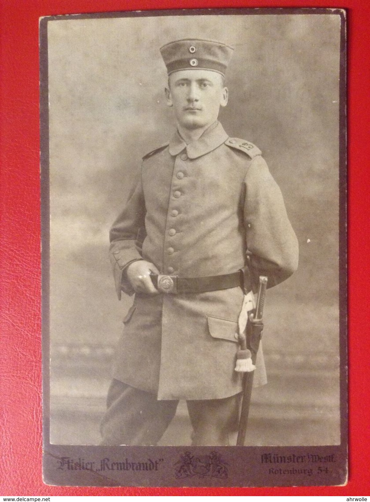 Foto Soldat WW1 Mit Mütze Und Bajonett Atelier Rembrandt Münster Westfalen Ca. 1915 - Uniformen