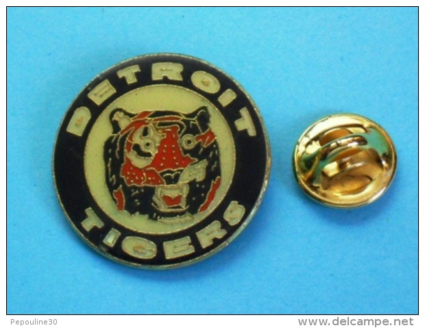 1 PIN'S //  ** BASEBALL ** TIGER DE DÉTROIT ** LIGUE MAJEURE ** . (&copy; 1985 M.L.B. PD - 16 TIGERS TM) - Honkbal