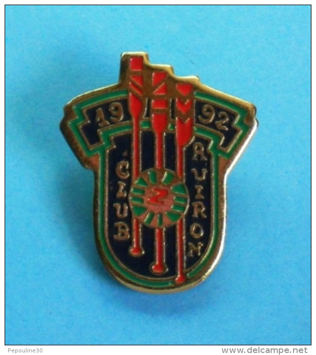 1 PIN'S //  ** CLUB AVIRON ** 1992 ** Z ** - Aviron