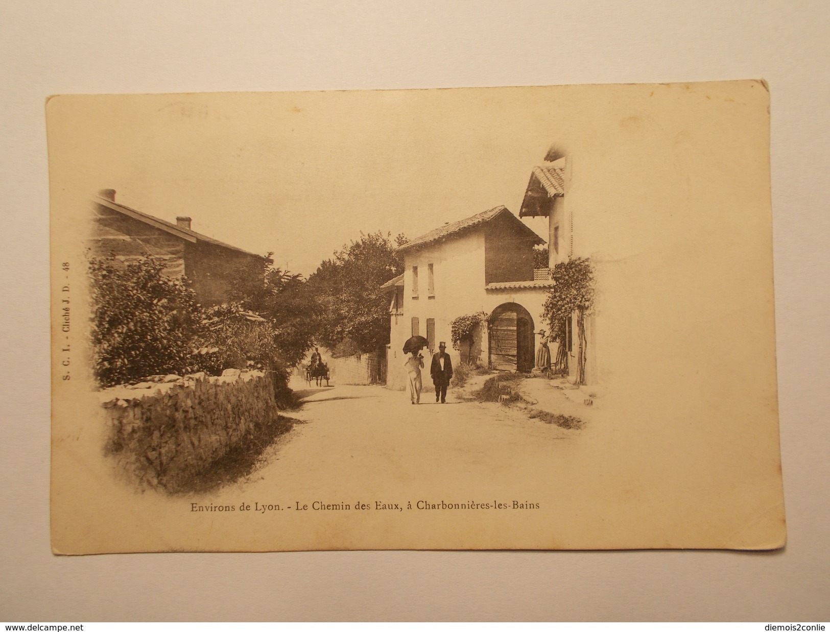 Carte Postale -  CHARBONNIERES LES BAINS (69) - Le Chemin Des Eaux (80/MOR) - Charbonniere Les Bains