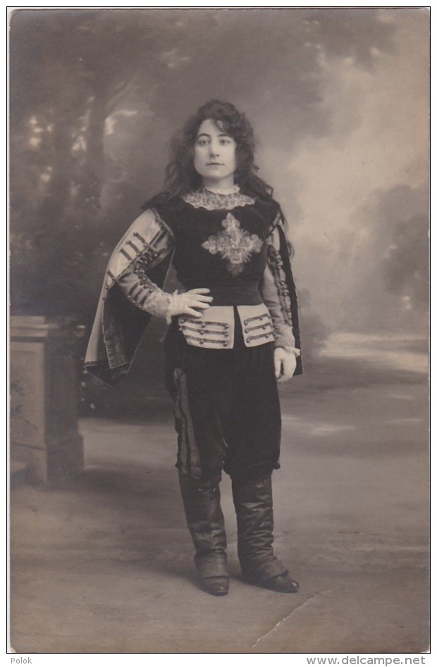 Bk - Carte Photo (Mousquetaire Pour Son Premier Bal Masqué) 1923 - Theatre