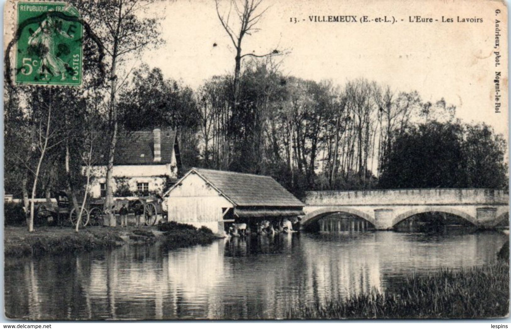 28 - VILLEMEUX --  L'Eure - Les Lavoirz - Villemeux-sur-Eure
