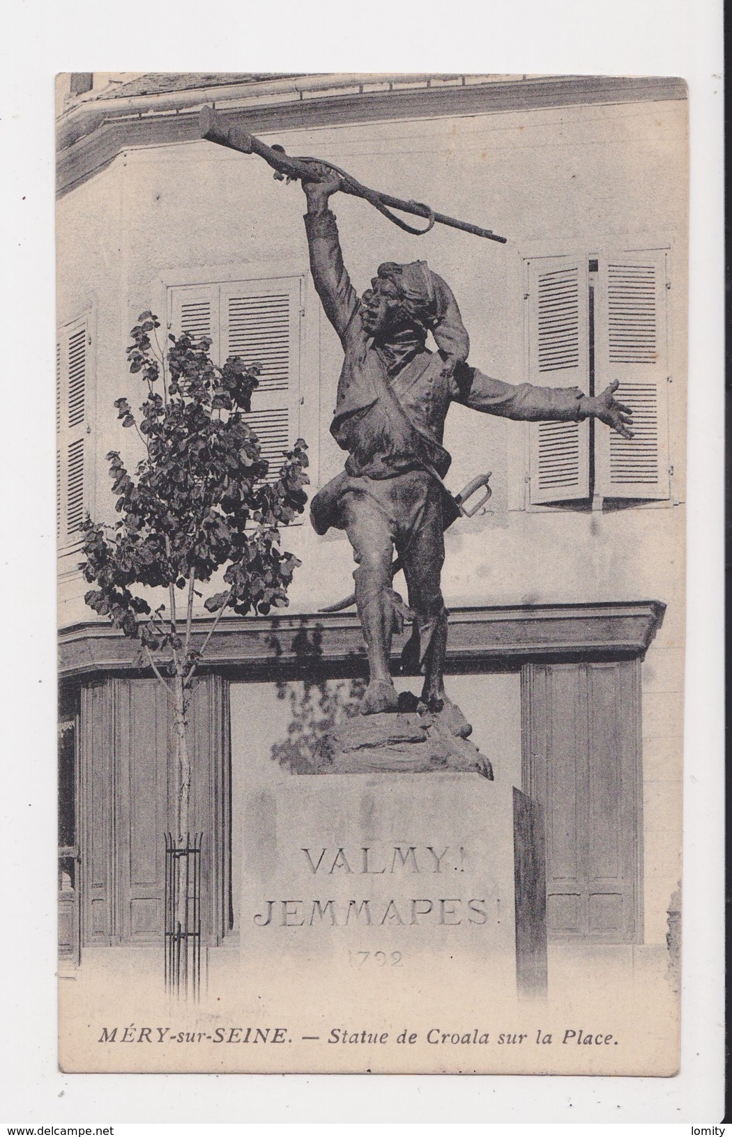 10 Mery Sur Seine Statue De Croala Sur La Place Bataille De Valmy Et De Jemmapes En 1792 - Autres & Non Classés