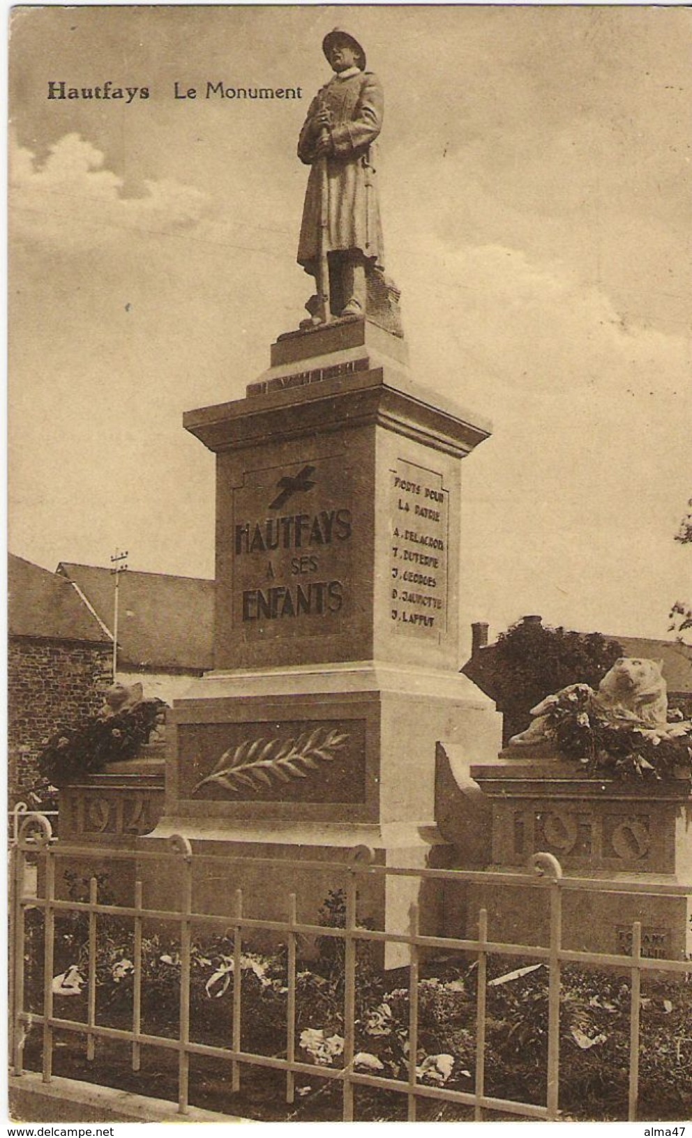 Haut-Fays - Le Monument Sur La Place - Circulé 2-12-30, Signée Alice - Edit. Thiry - SUPER - Daverdisse