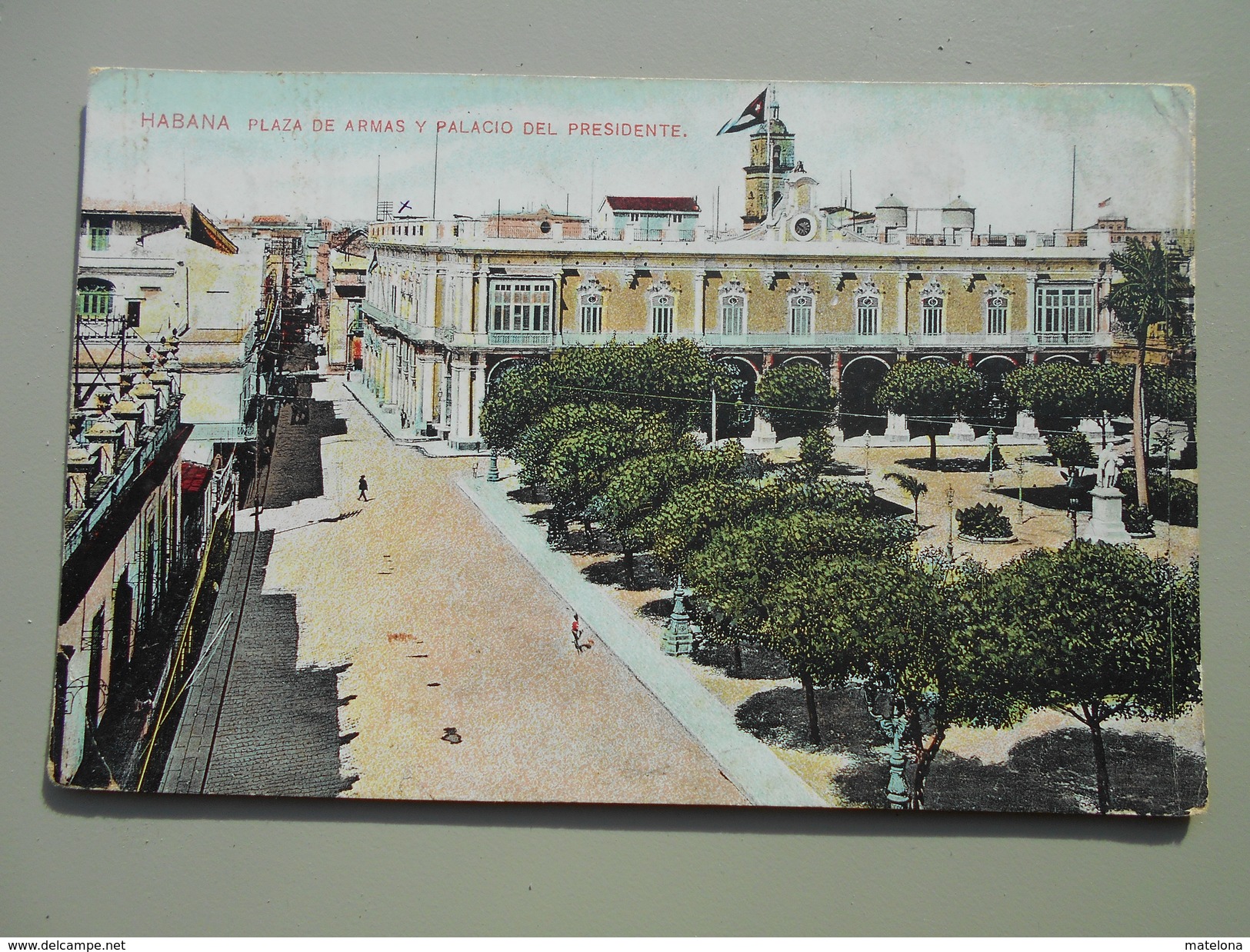 CUBA HABANA PLAZA DE ARMAS Y PALACIO DEL PRESIDENTE - Cuba