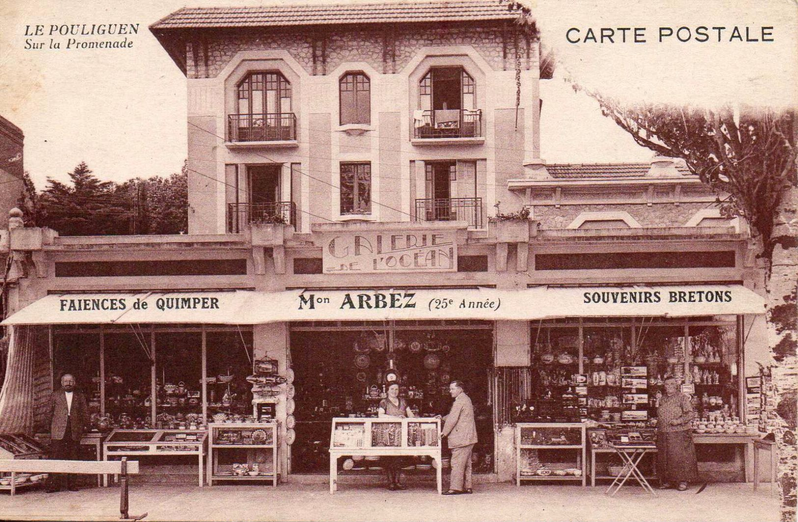 Lot De 4 Cpa De La Ville LE POULIGUEN  Jour De Procession .rue Pont   .magasin Arbez. L Eglise - Le Pouliguen