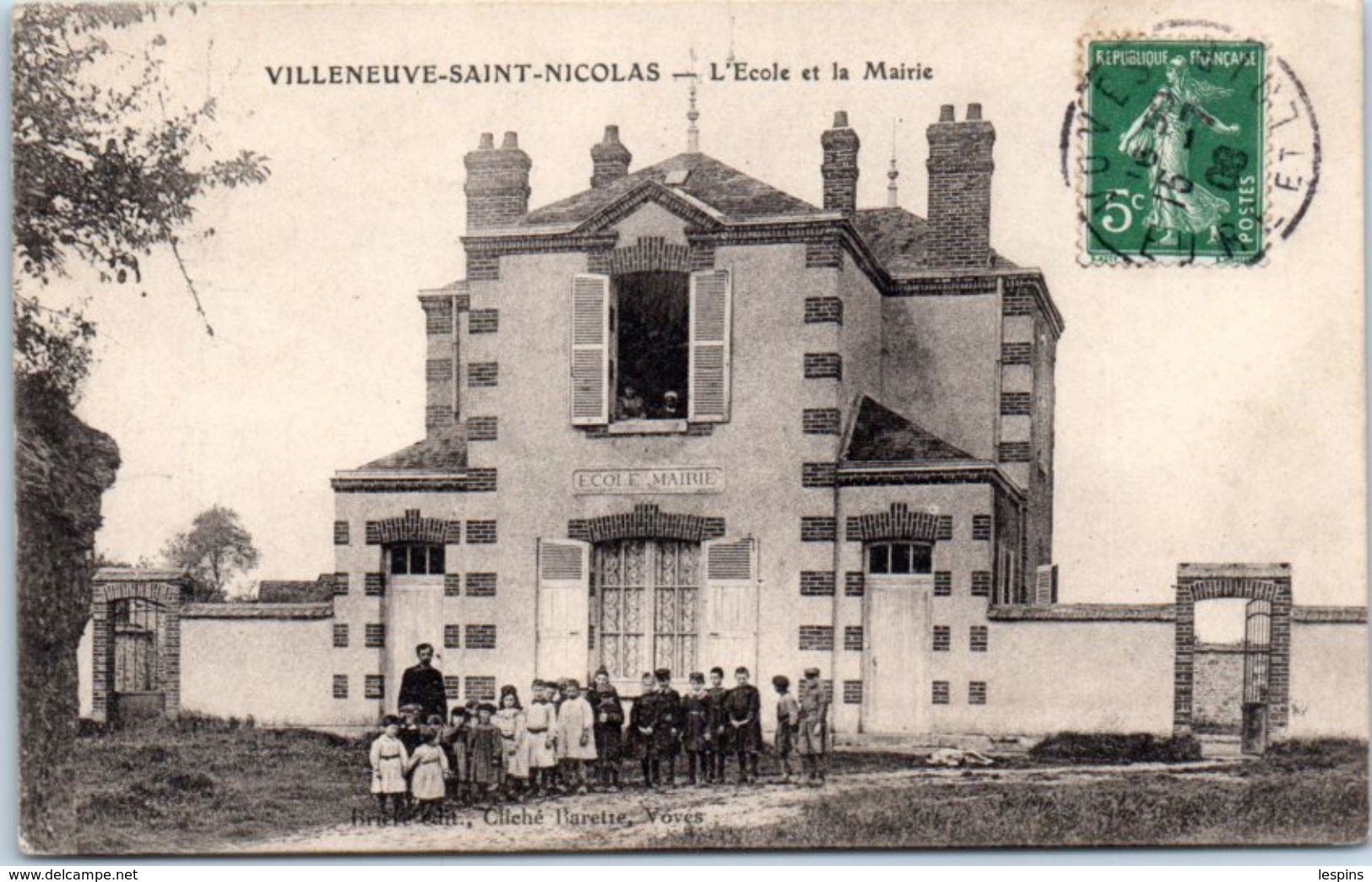 28 - VILLENEUVE Saint NICOLAS --  L'Ecole Et La Mairie - Autres & Non Classés