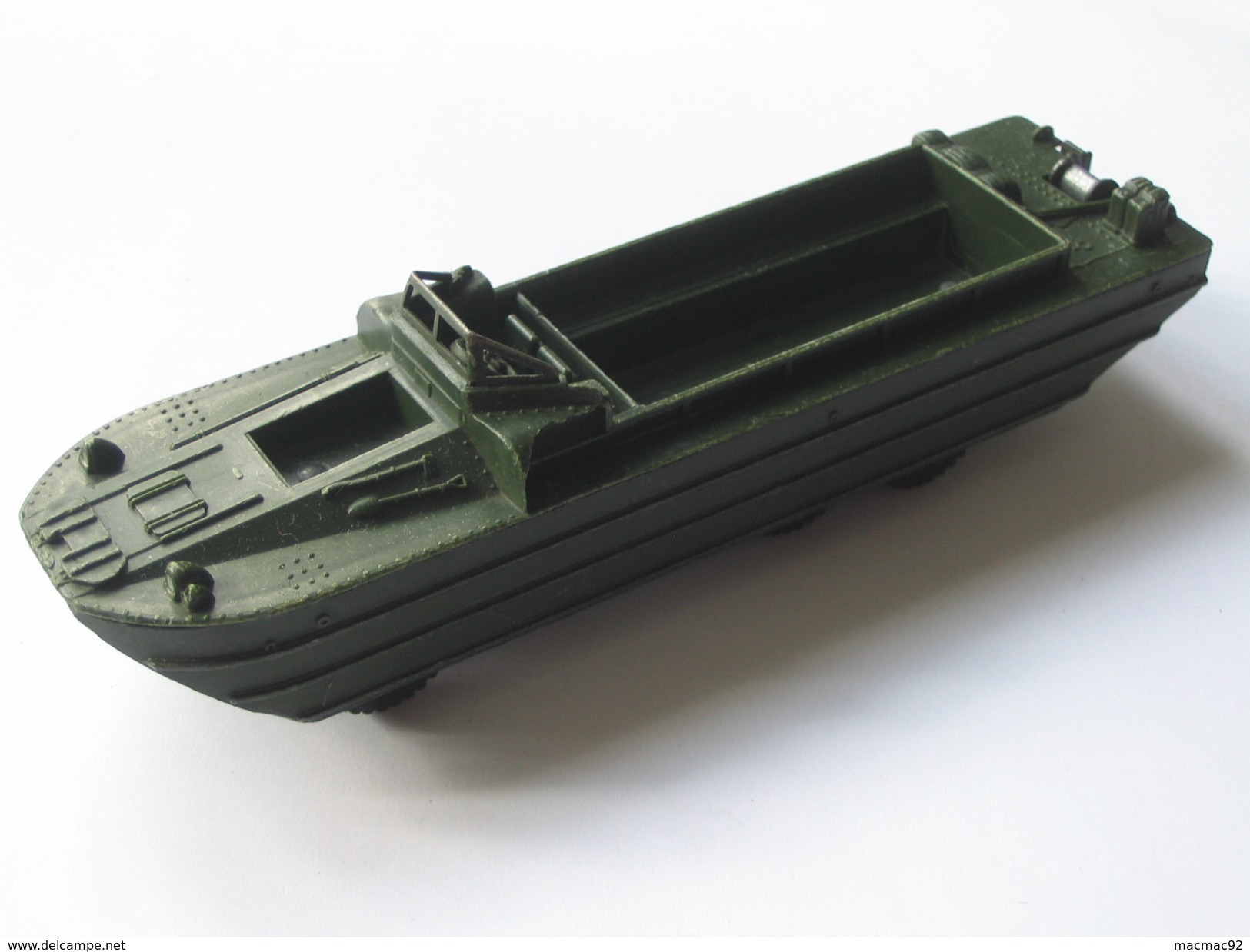 Dinky Toys N° 825  - DUKW Amphibie 6 X 6  - Made In France  **** EN ACHAT IMMEDIAT **** - Boats