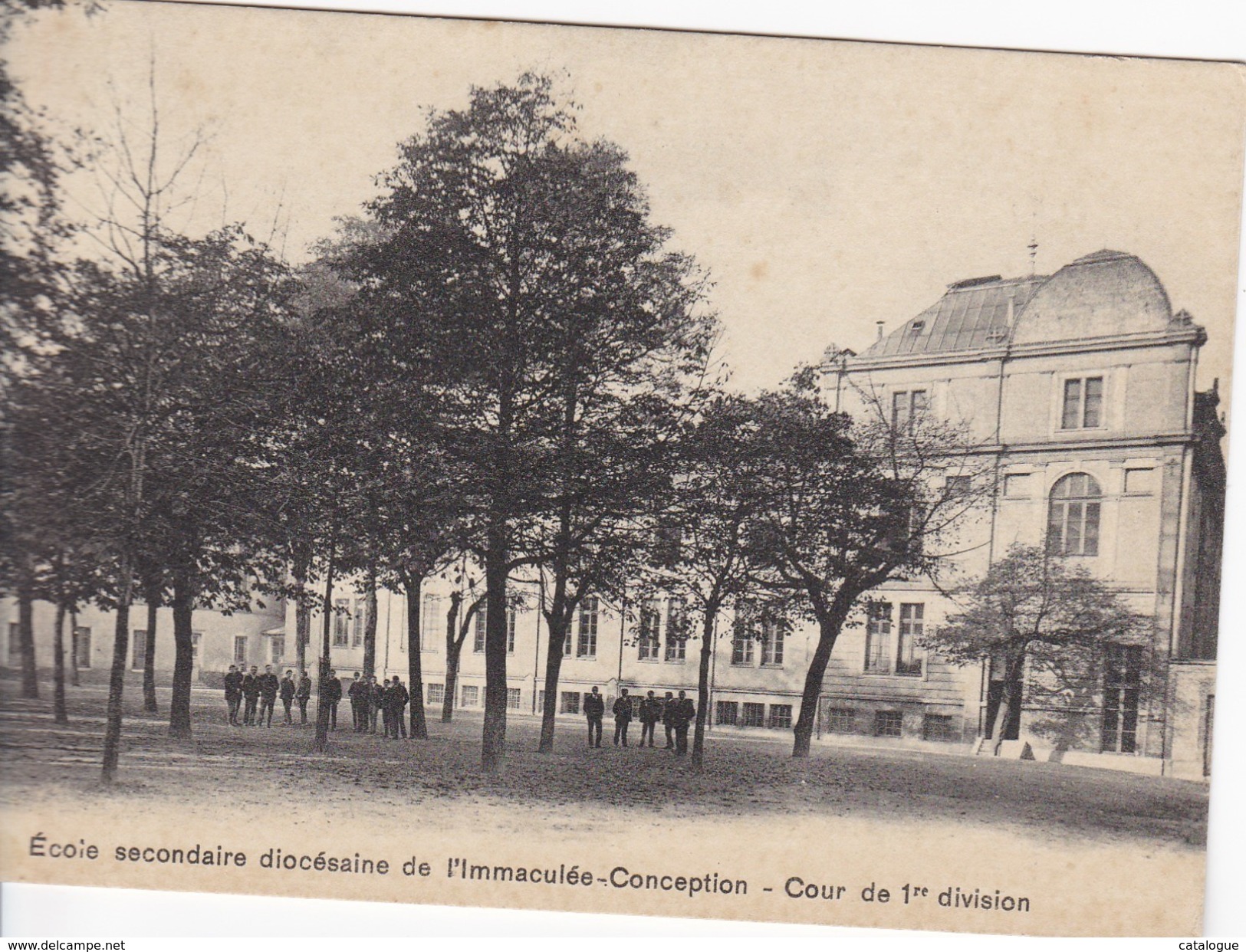 CPA  75 - PARIS - Ecole Secondaire De L'Immaculée Conception - Cour De 1ere Division - Enseignement, Ecoles Et Universités