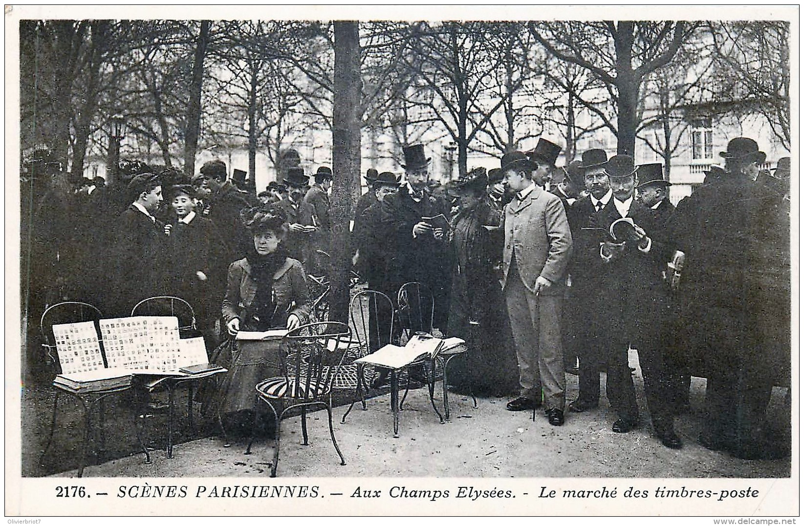 France - 75 - Paris - Les Champs Elysées - Le Marché Des Timbres-Poste - Champs-Elysées