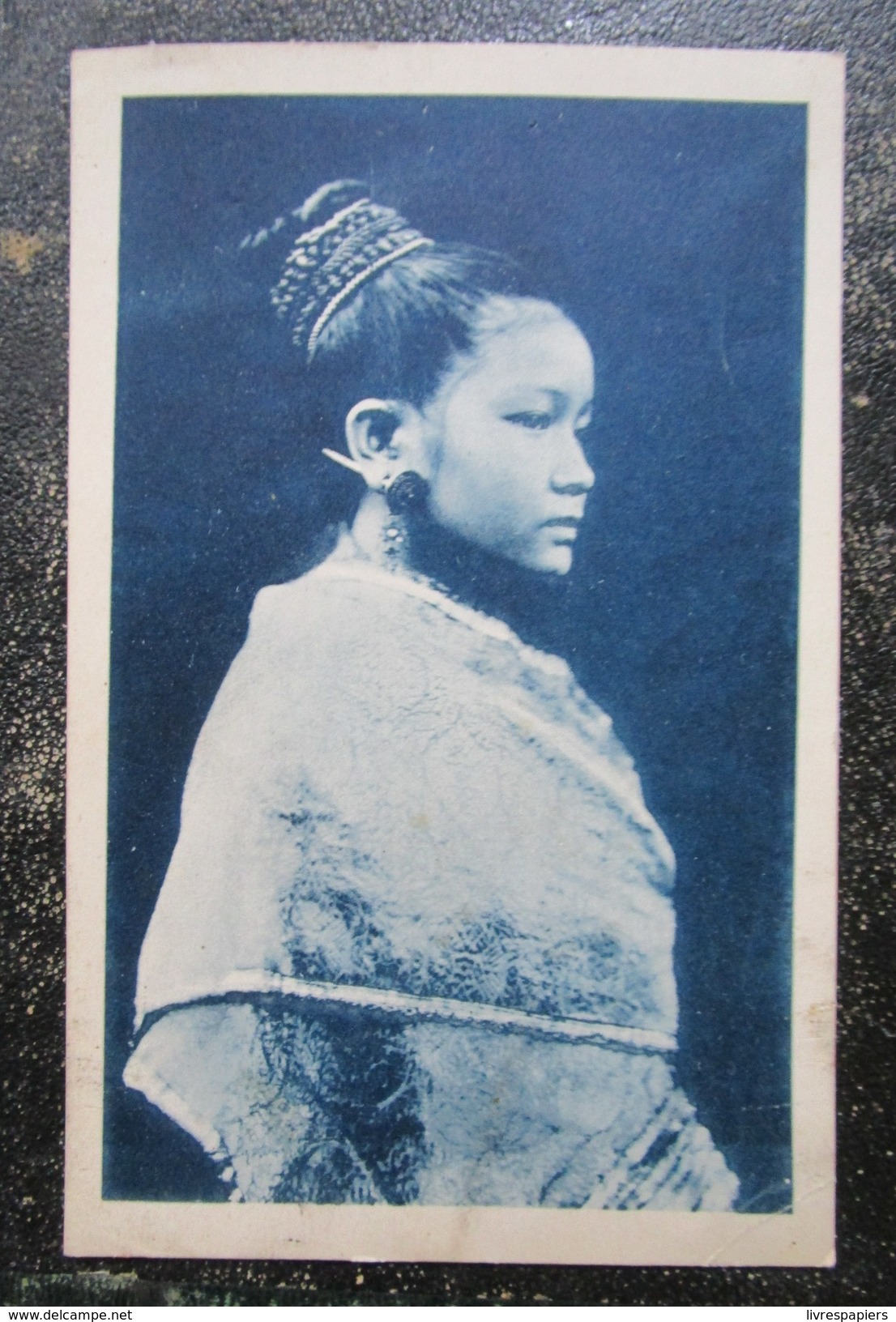 Laos Type Femme Laotienne  Cpa - Laos