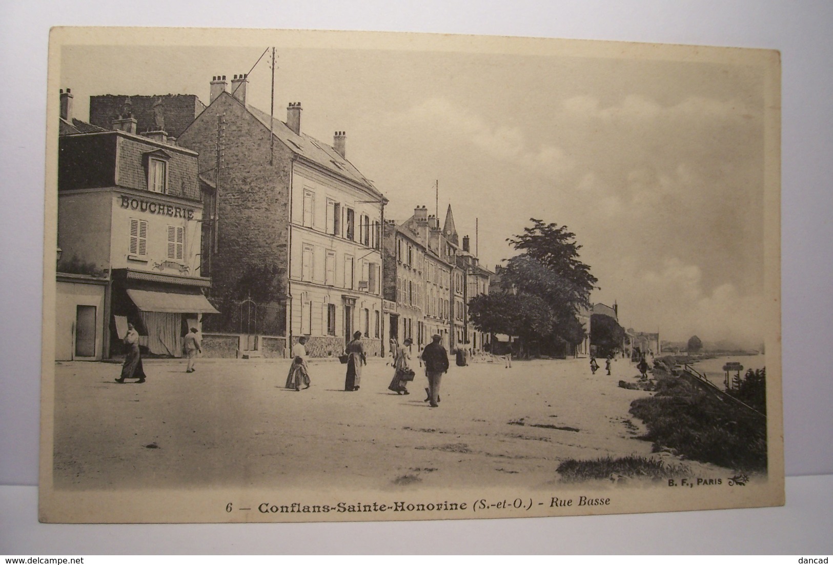 CONFLANS-SAINTE-HONORINE    --- Rue  Basse - Conflans Saint Honorine