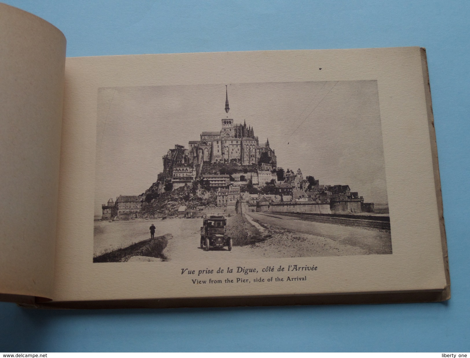 Album Du MONT St. MICHEL Edition Spéciale De L'ABBAYE () VIEUX Carnet 18 Vues ( +/- 19 X 12,5 Cm / Zvoir Photo ) ! - Dépliants Touristiques