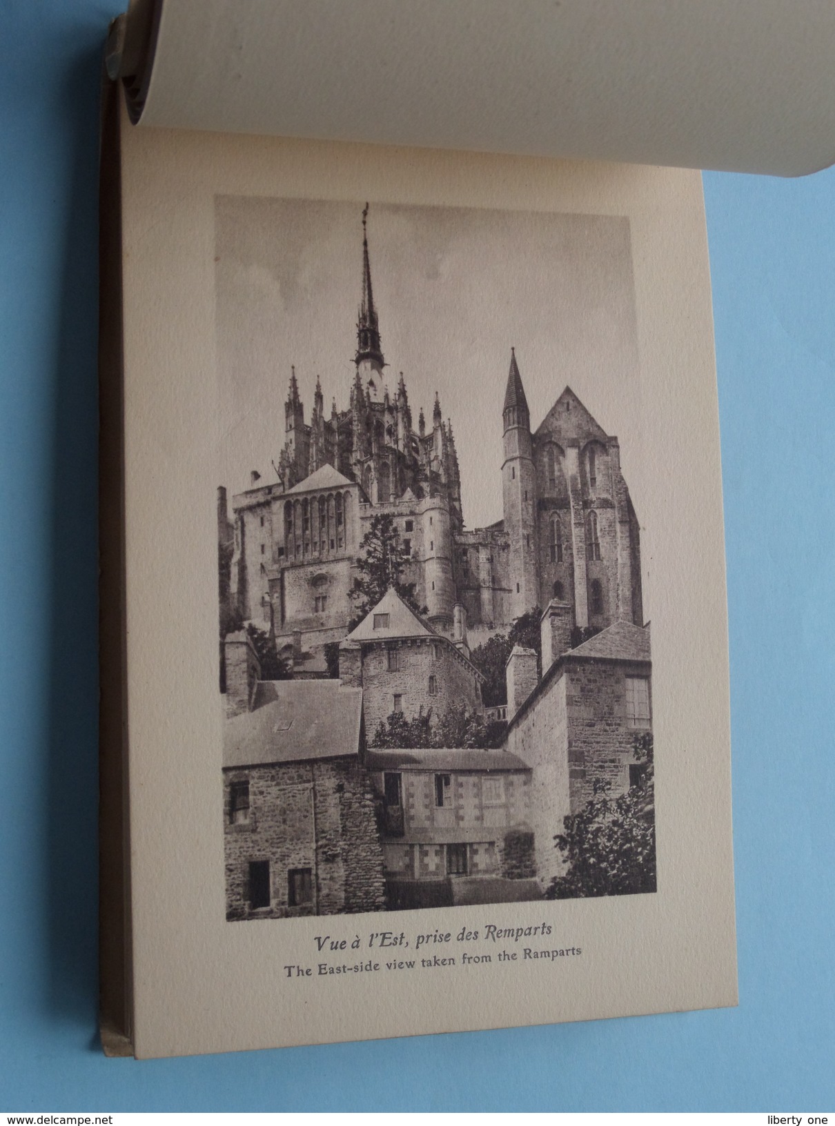 Album Du MONT St. MICHEL Edition Spéciale De L'ABBAYE () VIEUX Carnet 18 Vues ( +/- 19 X 12,5 Cm / Zvoir Photo ) ! - Dépliants Touristiques