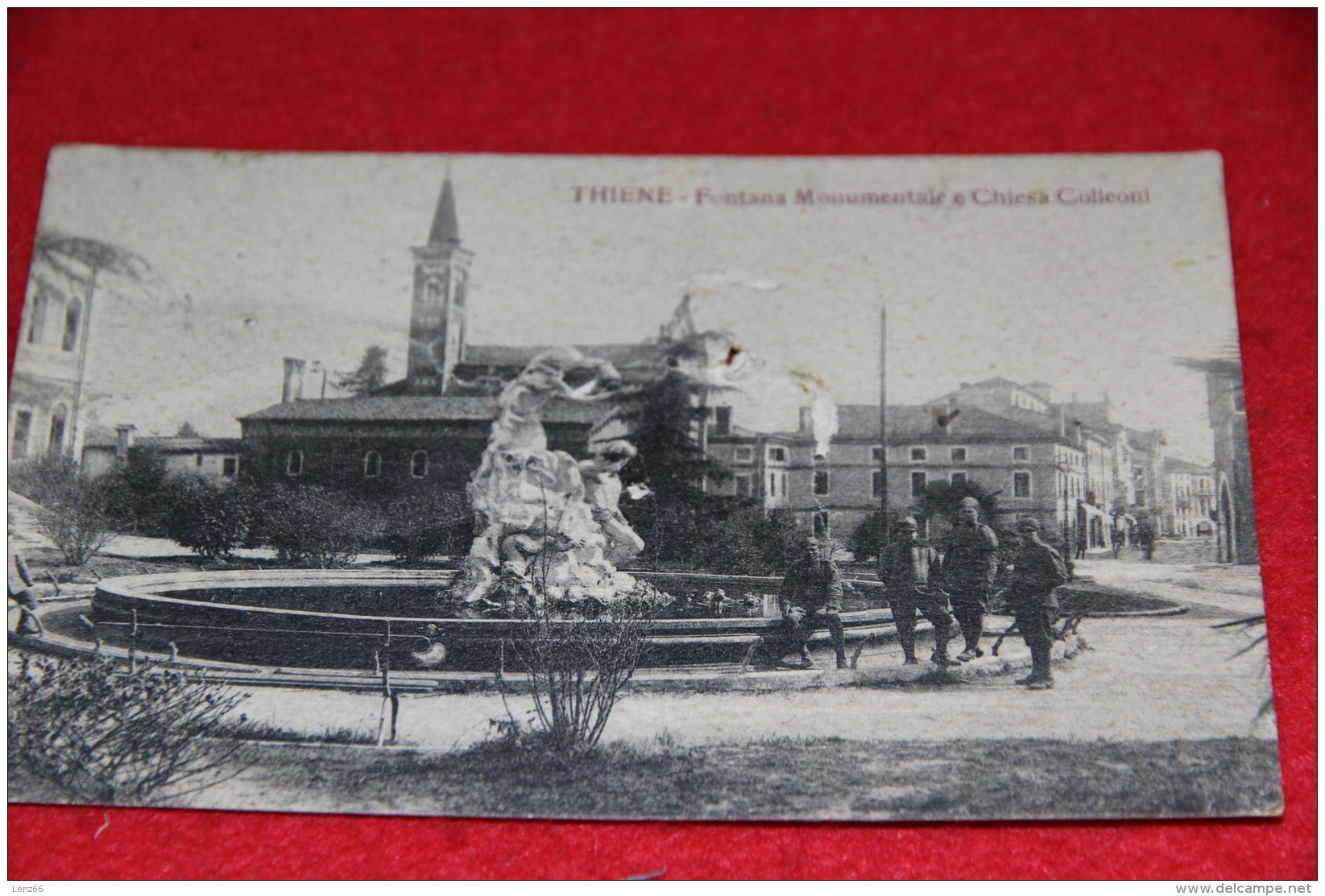 Thiene Vicenza La Fontana 1921 Ed. Zaltron Animata + Timbro Arrivo Cumiana + Strappo Al Centro - Vicenza