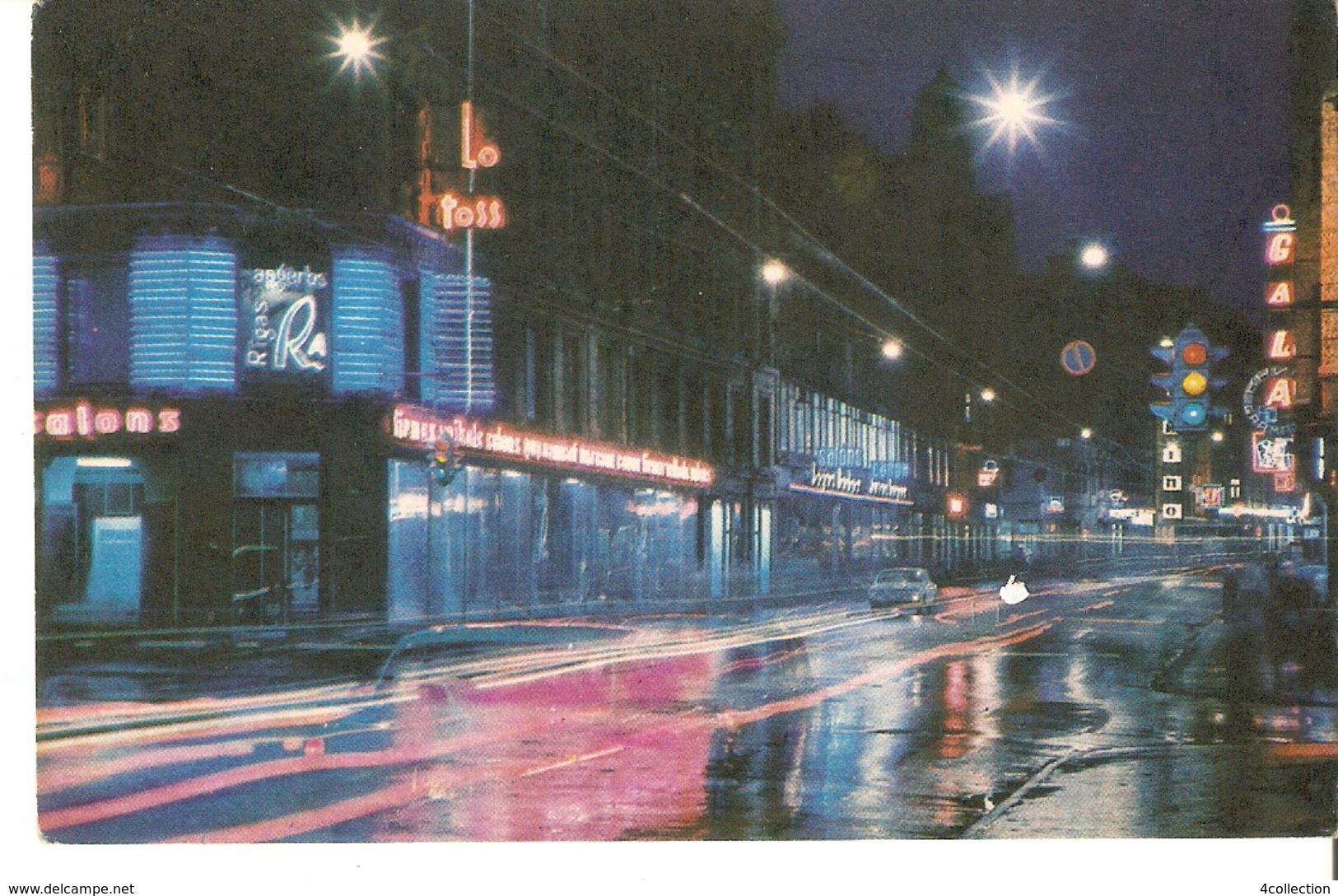 K2. Latvia SSR USSR Soviet Postcard Riga At Night Suvorova Street Strasse Photo By Balodis - Old Car - Latvia
