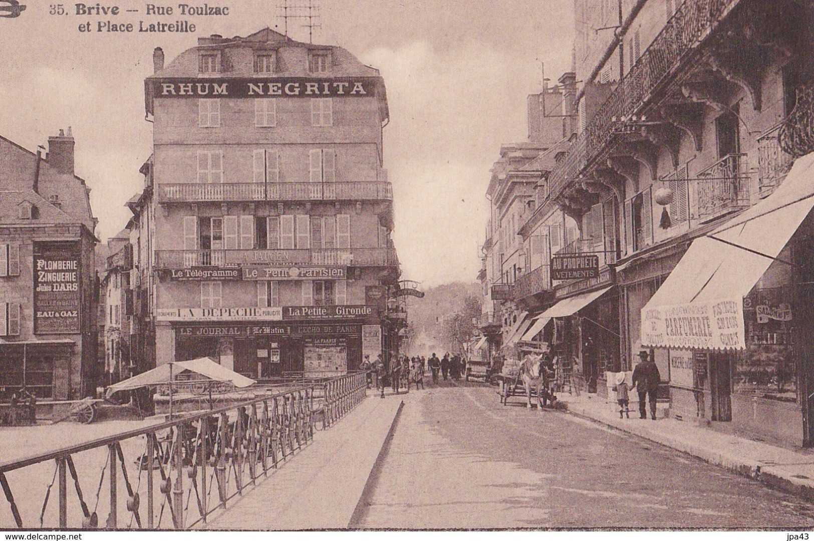 BRIVE Rue Toulzac Et Place Latreille - Brive La Gaillarde