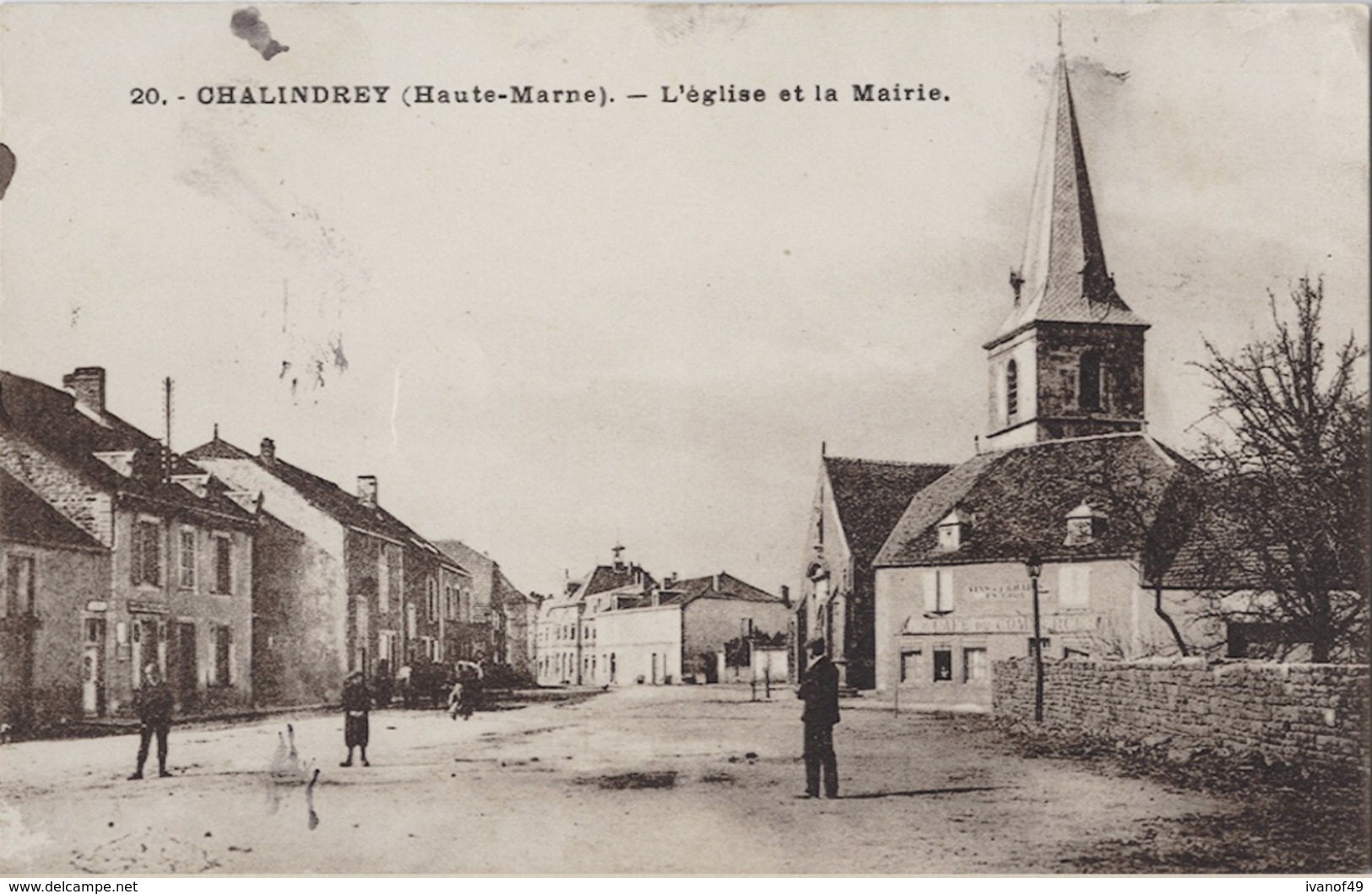 52 - CHALINDREY - CPA - L'église Et La Mairie - Chalindrey